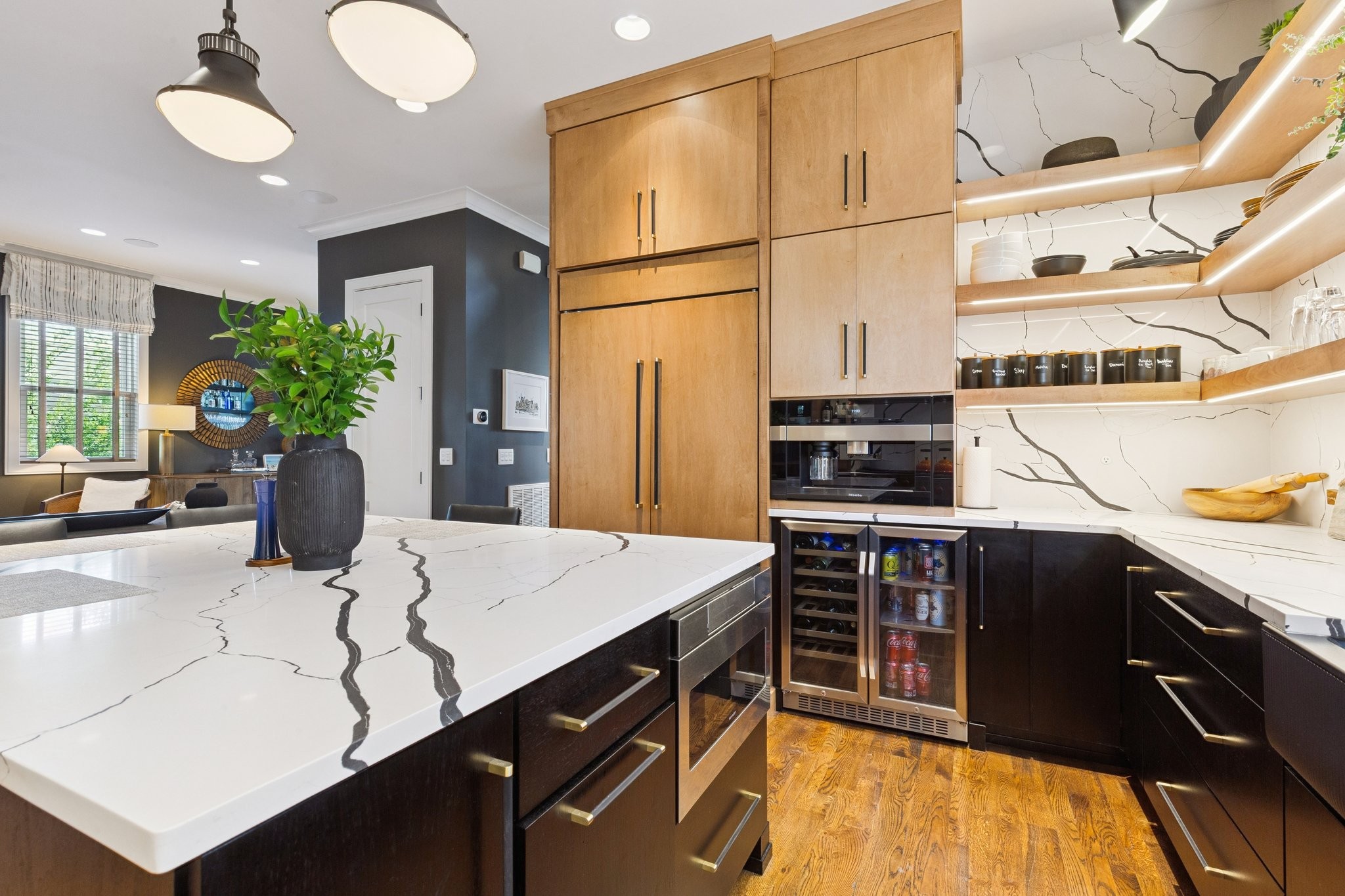 4041 General Bate Dr