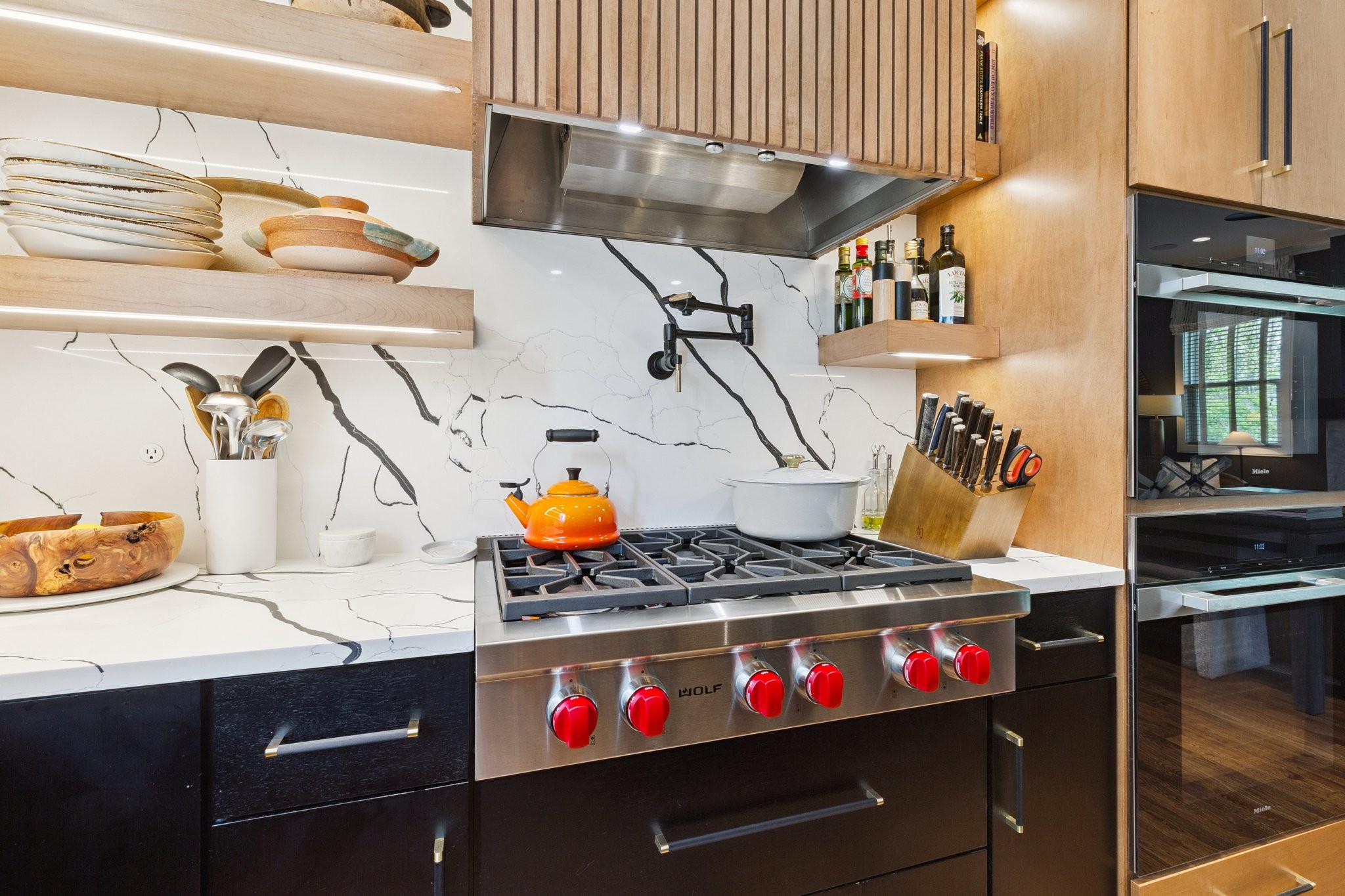 4041 General Bate Dr