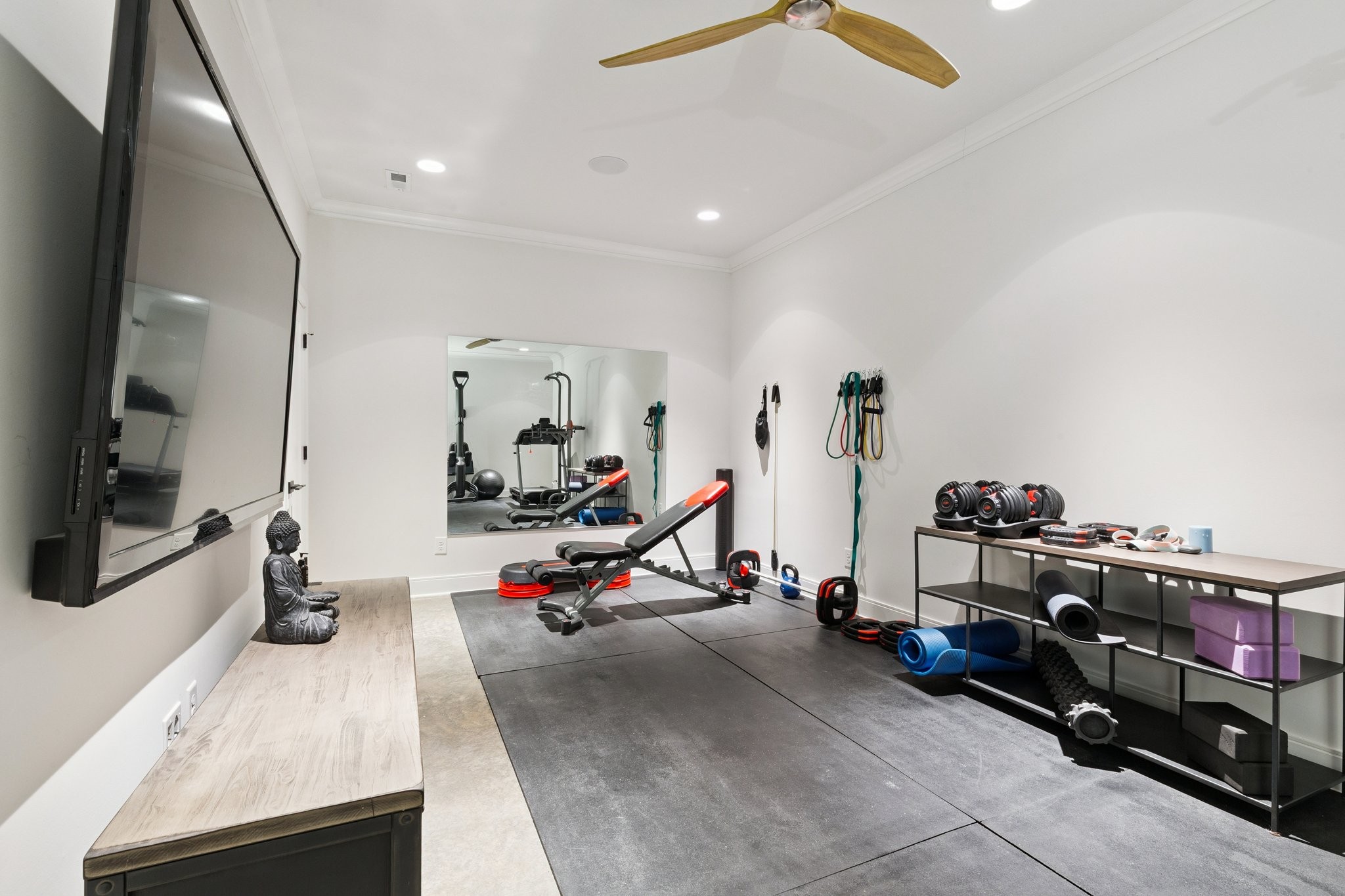 4041 General Bate Dr