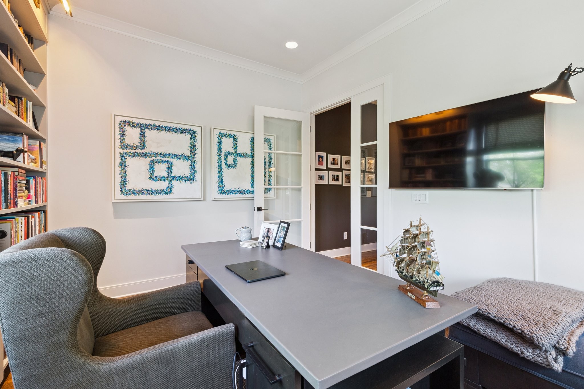 4041 General Bate Dr