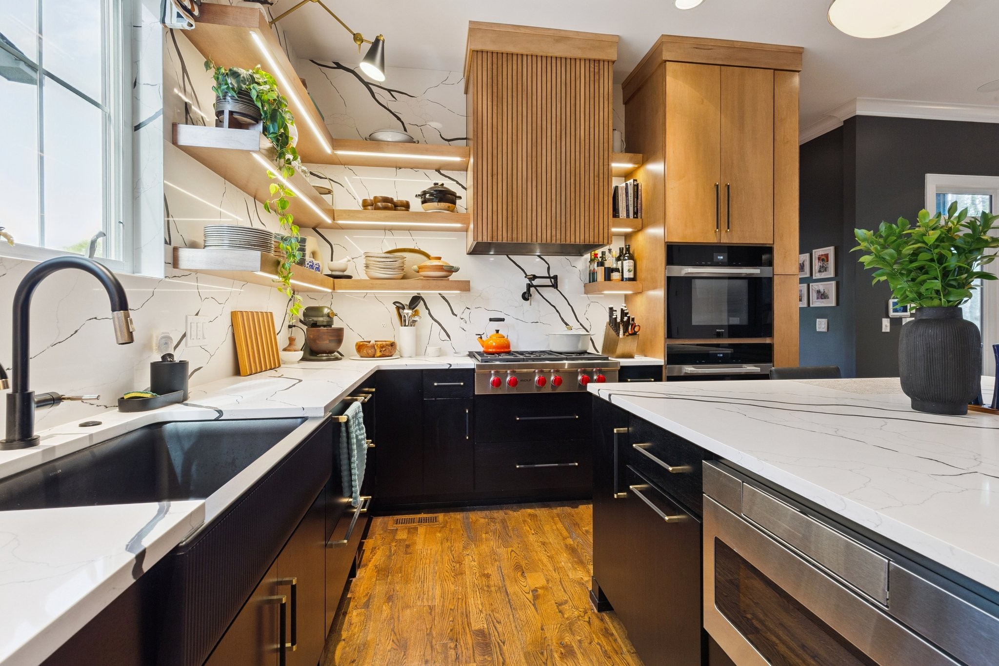 4041 General Bate Dr