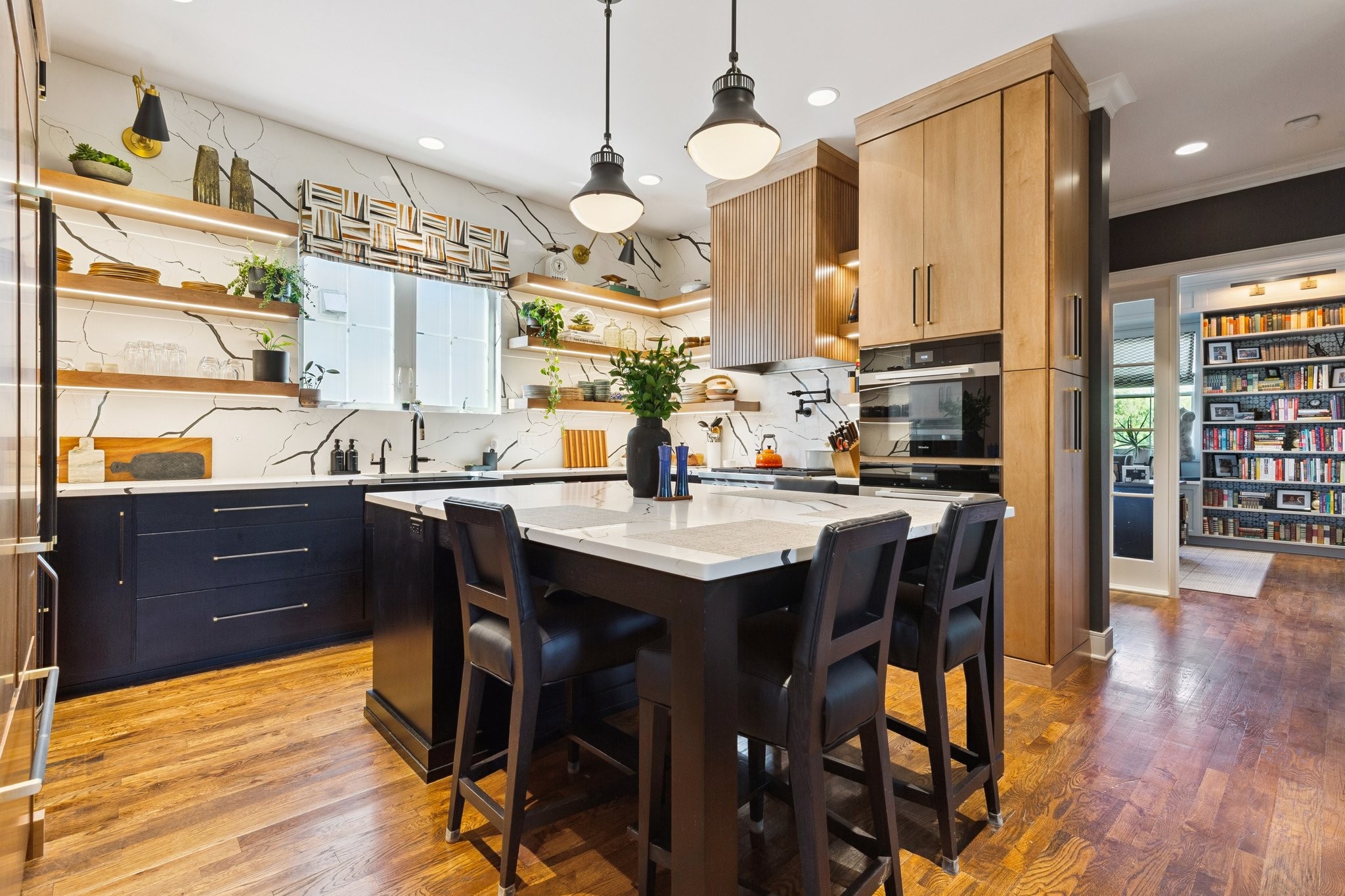 4041 General Bate Dr