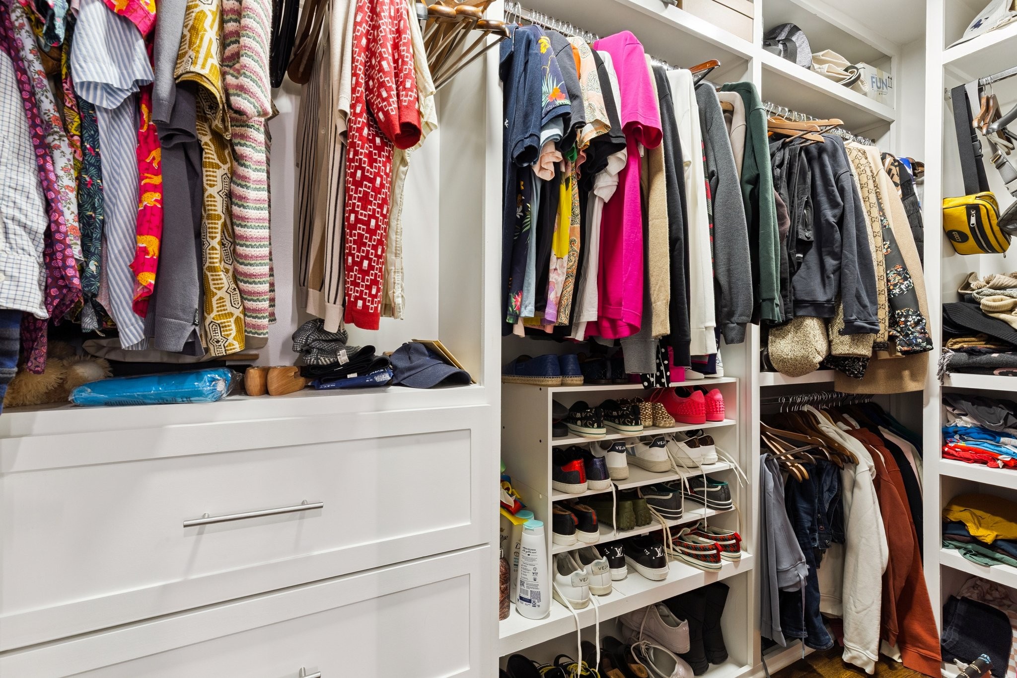 4041 General Bate Dr