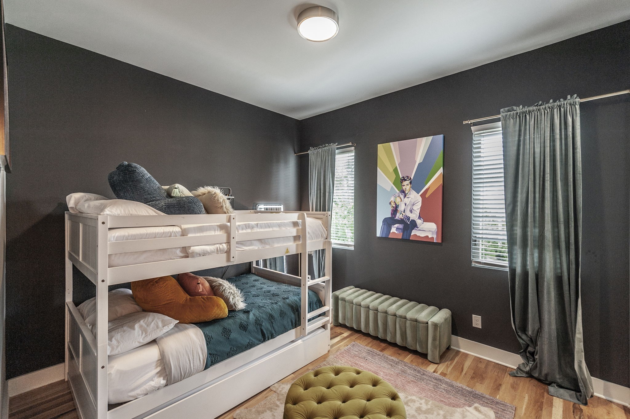 970 Youngs Ln Unit: A