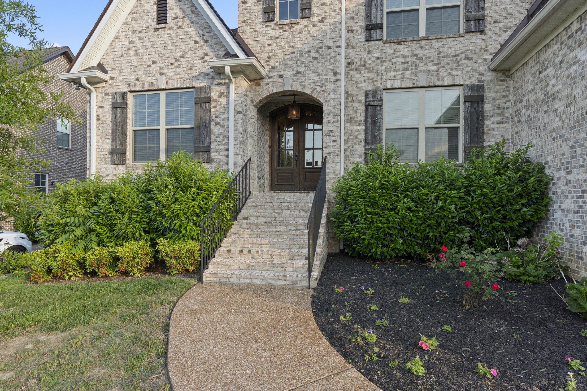 5005 Wallaby Dr