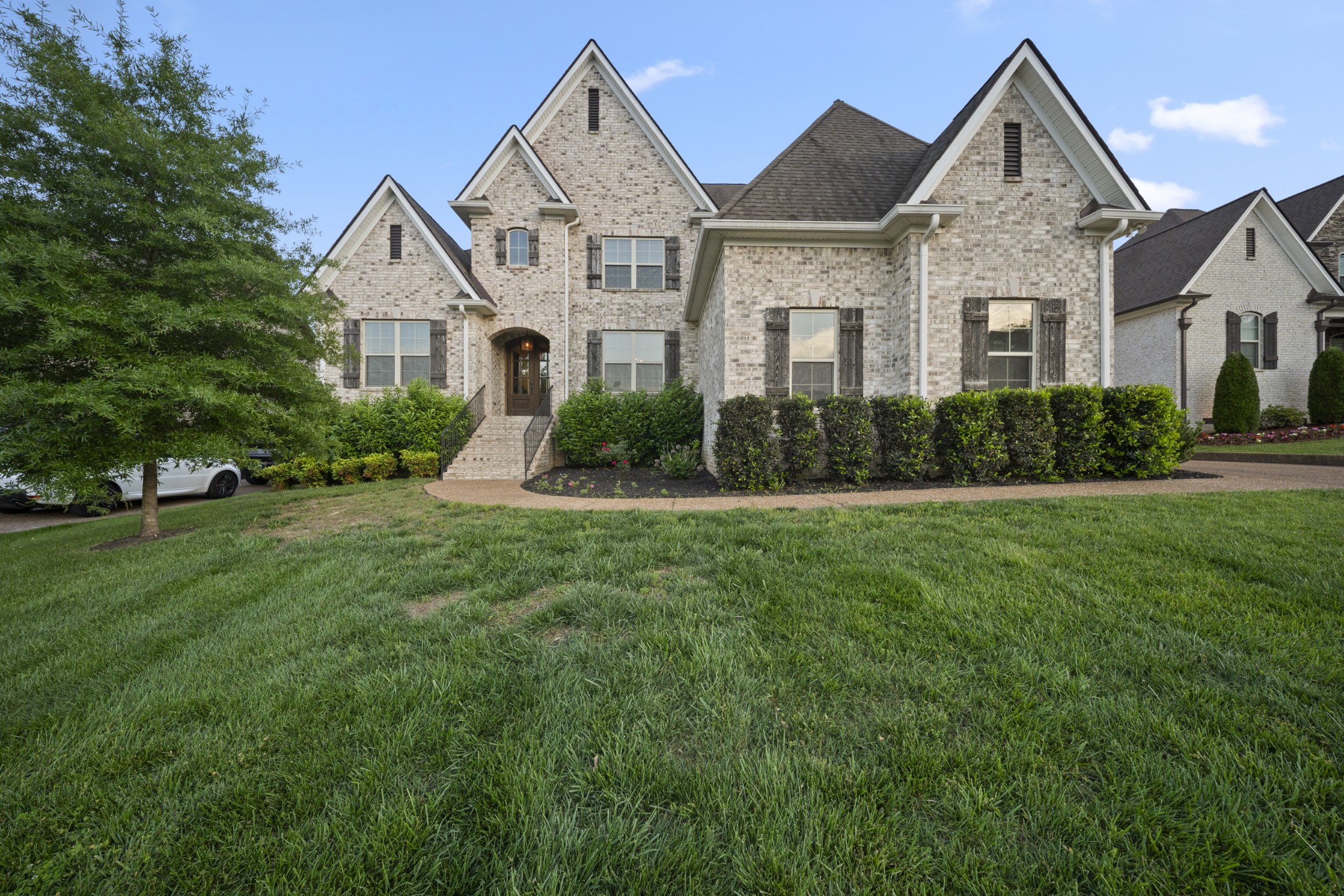 5005 Wallaby Dr