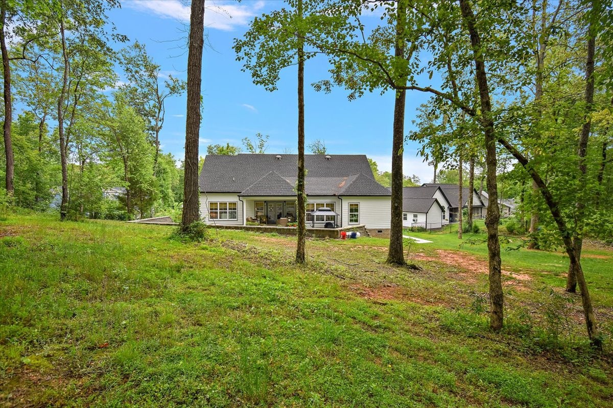 555 Station Cir