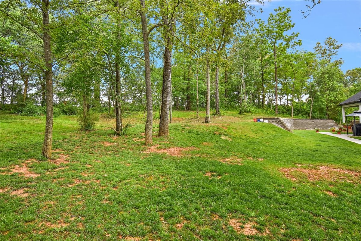 555 Station Cir