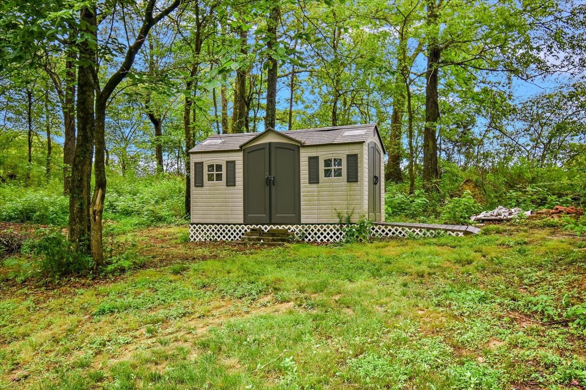 555 Station Cir