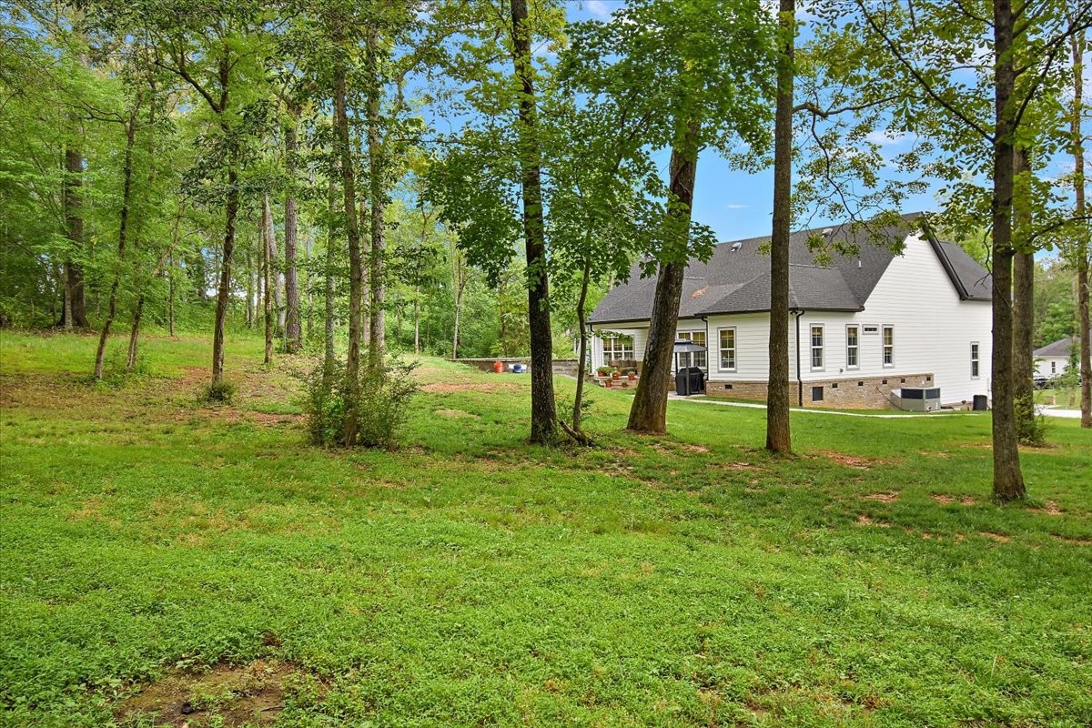 555 Station Cir
