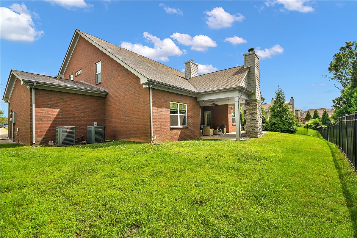 1509 Lila Dr