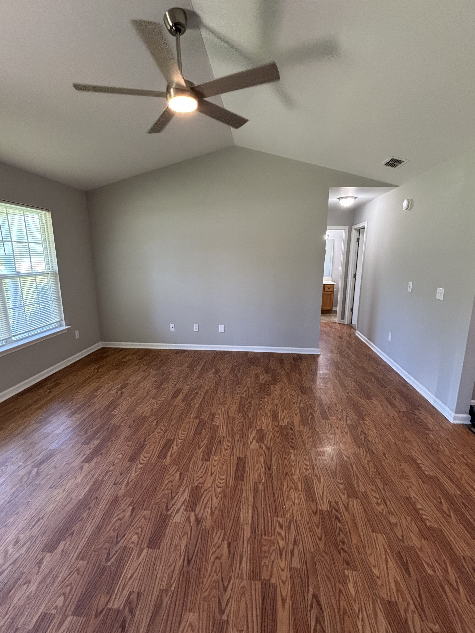 233 Royal Garden Dr