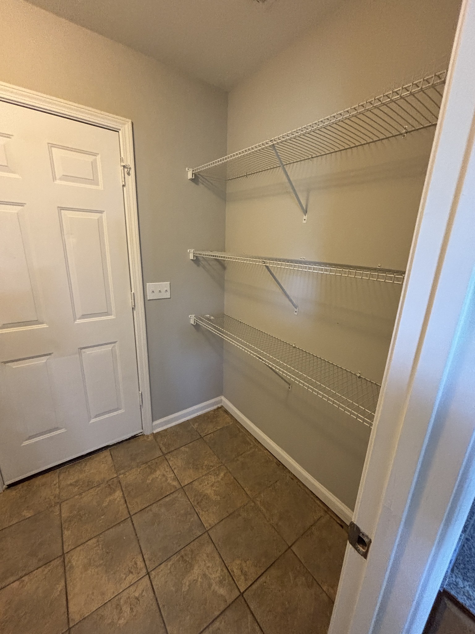 233 Royal Garden Dr