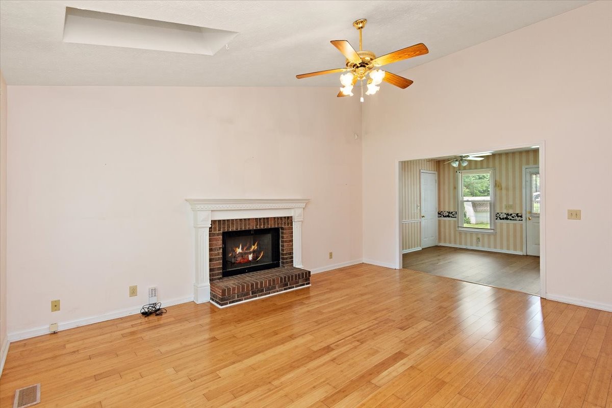 3354 Laurel Mountain Rd