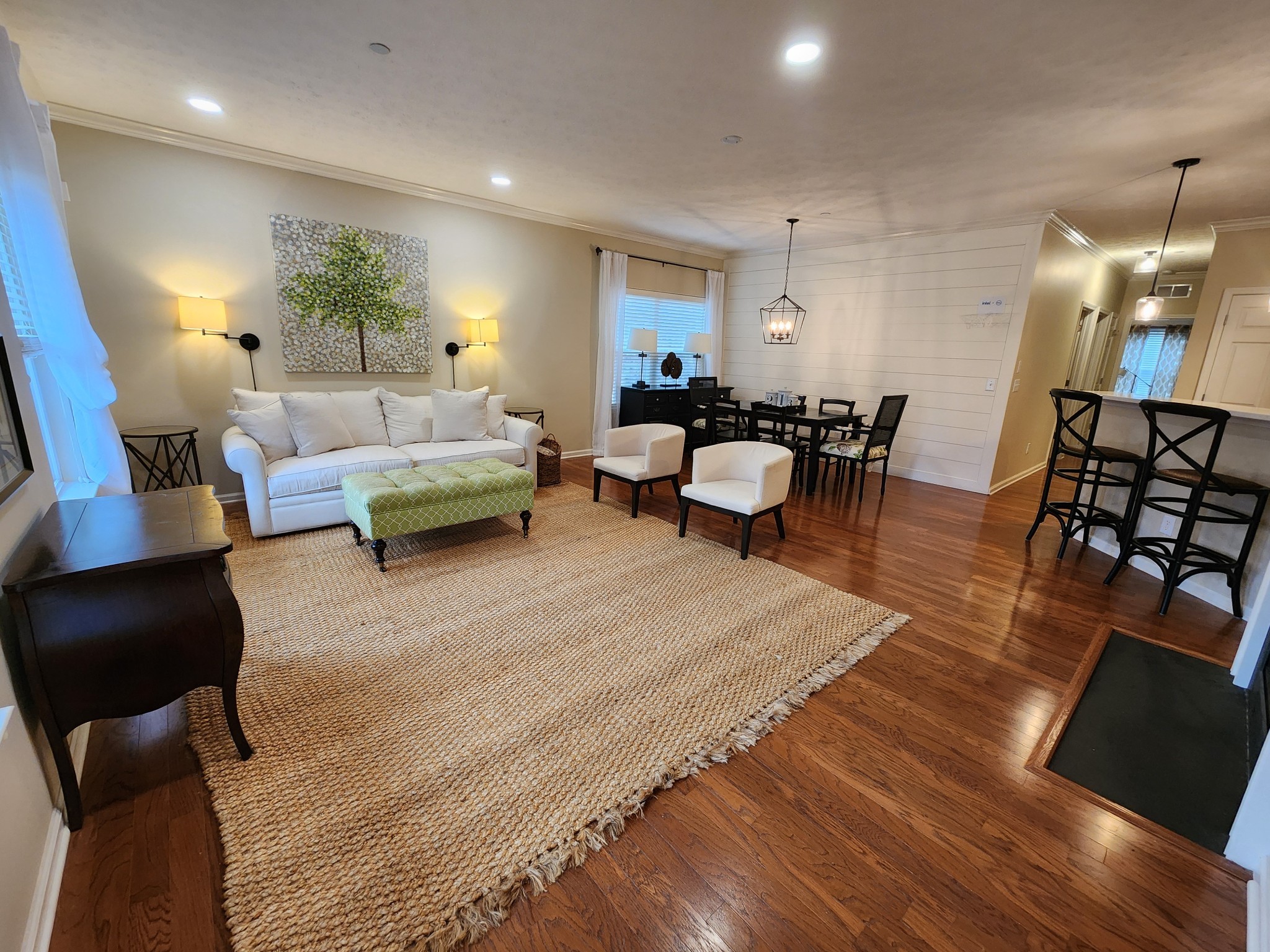 1241 Park Run Dr