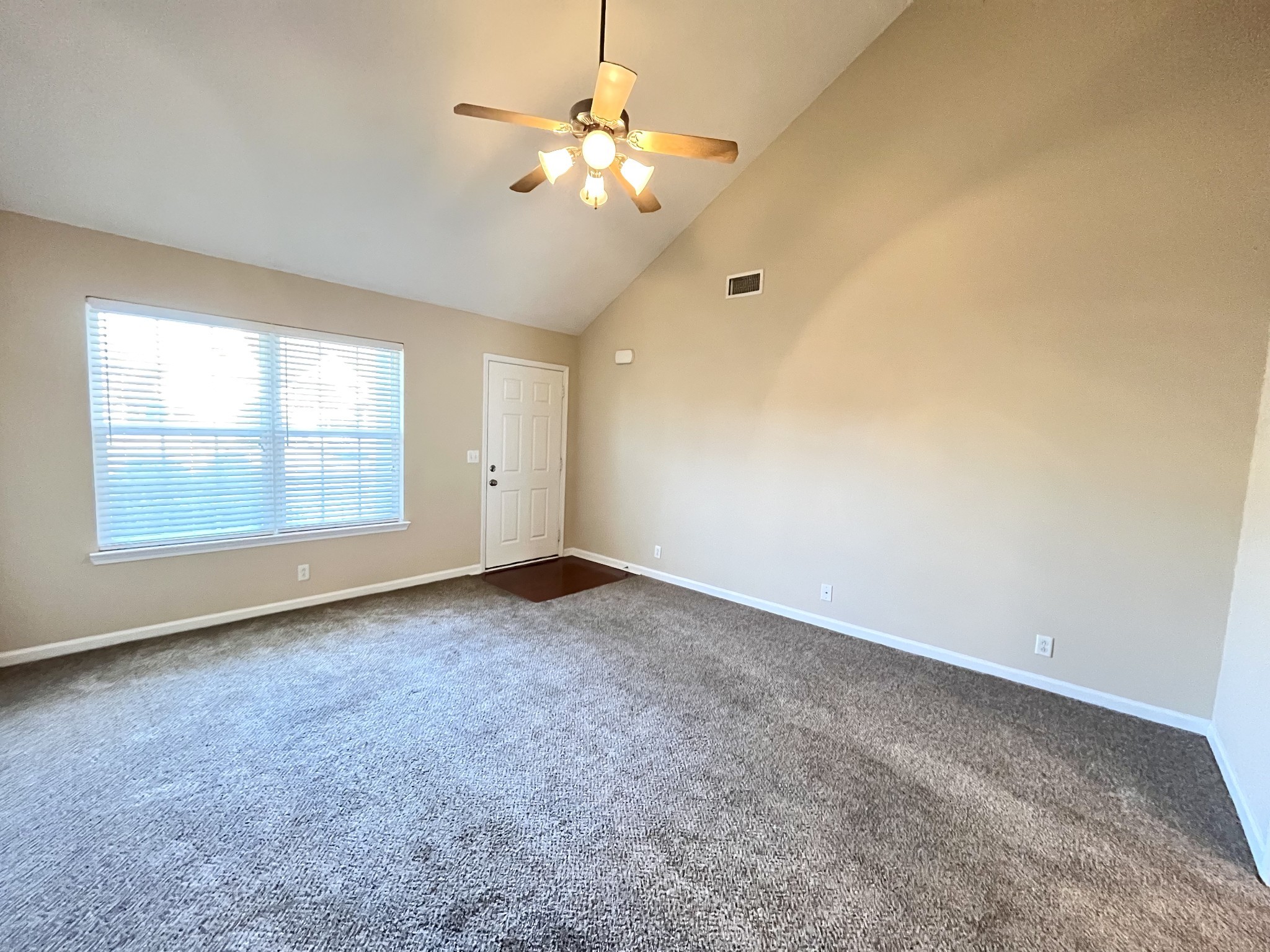 3323 Risen Star Dr