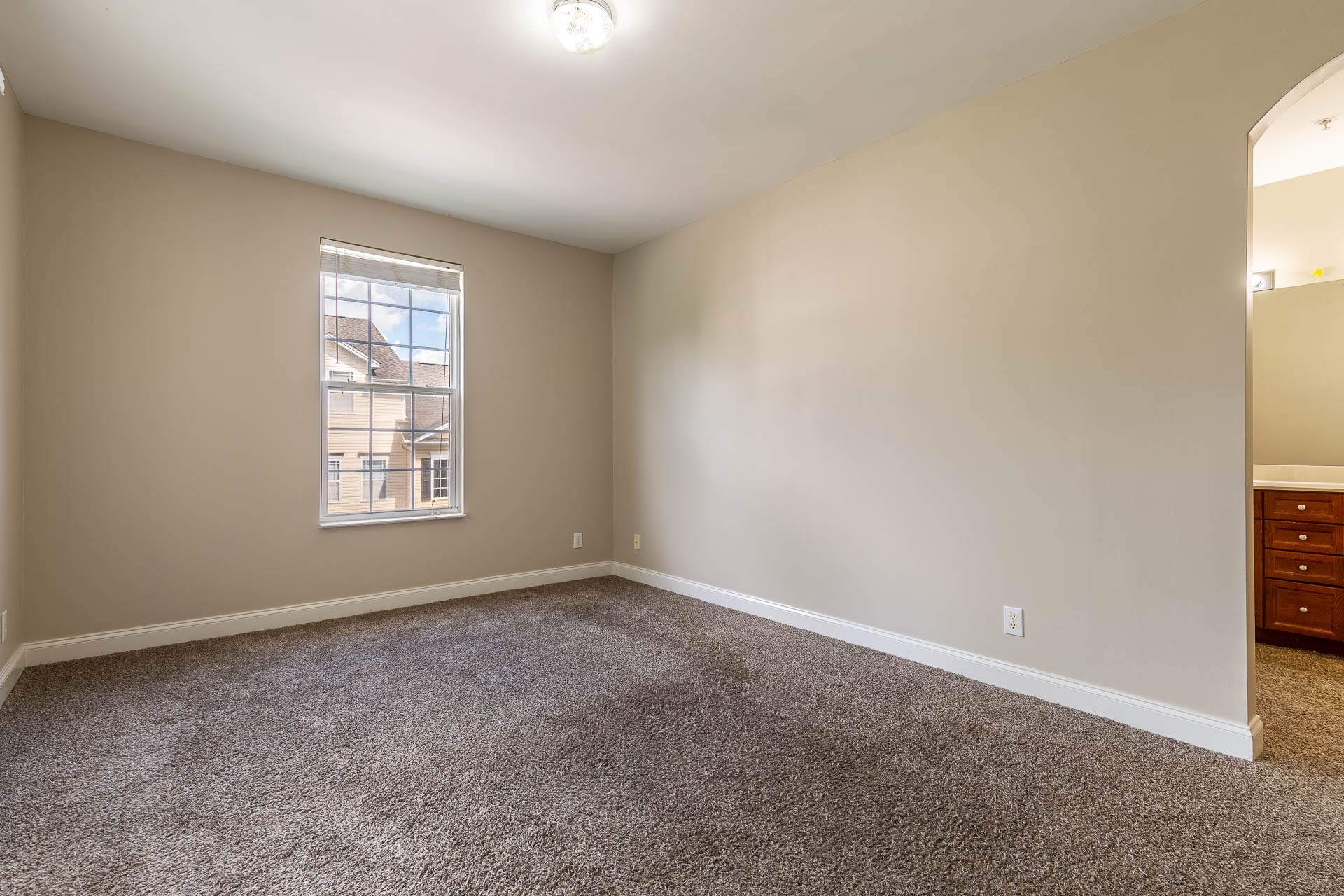 4316 Summercrest Blvd Unit: 506