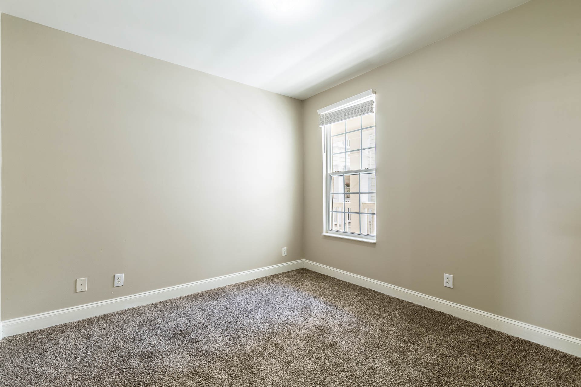 4316 Summercrest Blvd Unit: 506