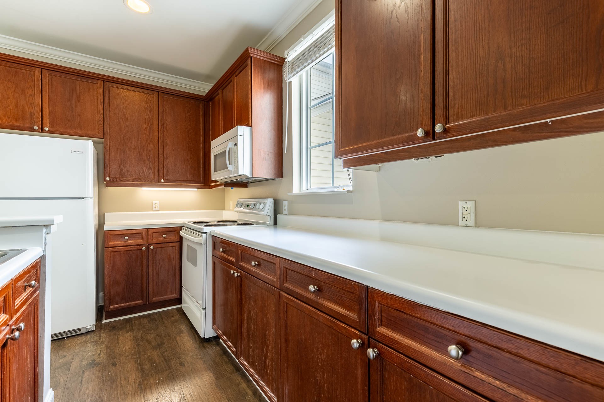 4316 Summercrest Blvd Unit: 506