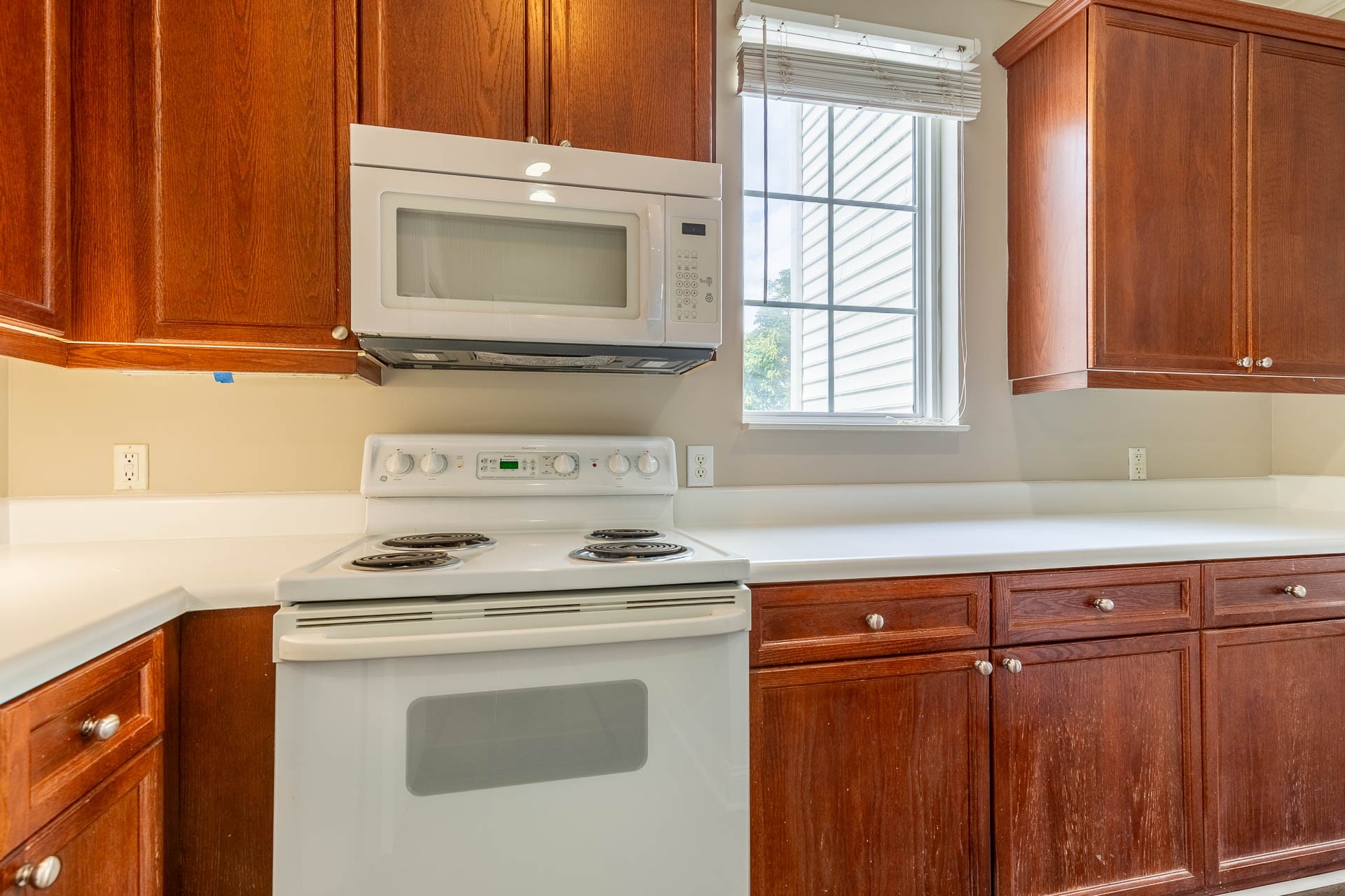 4316 Summercrest Blvd Unit: 506