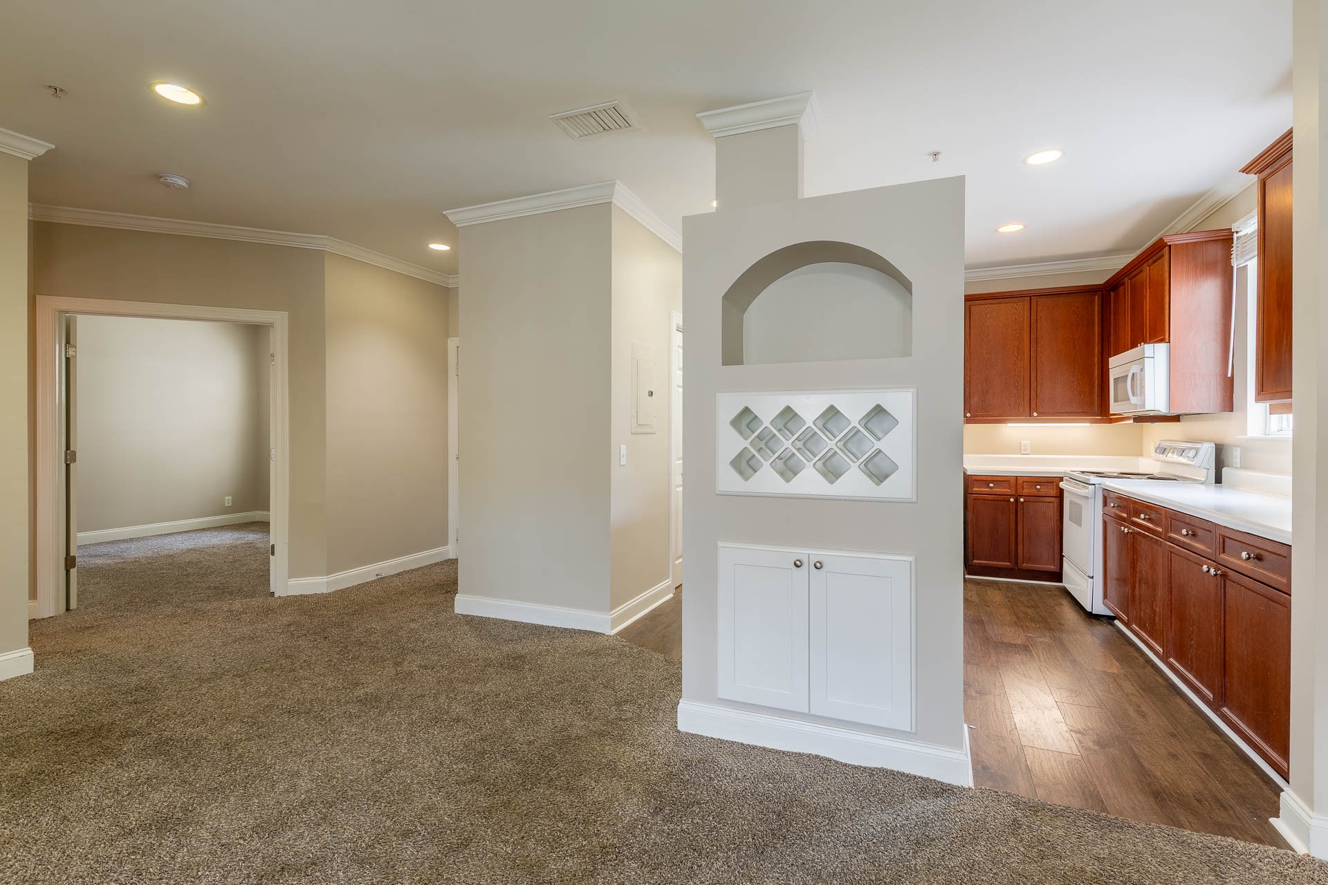 4316 Summercrest Blvd Unit: 506