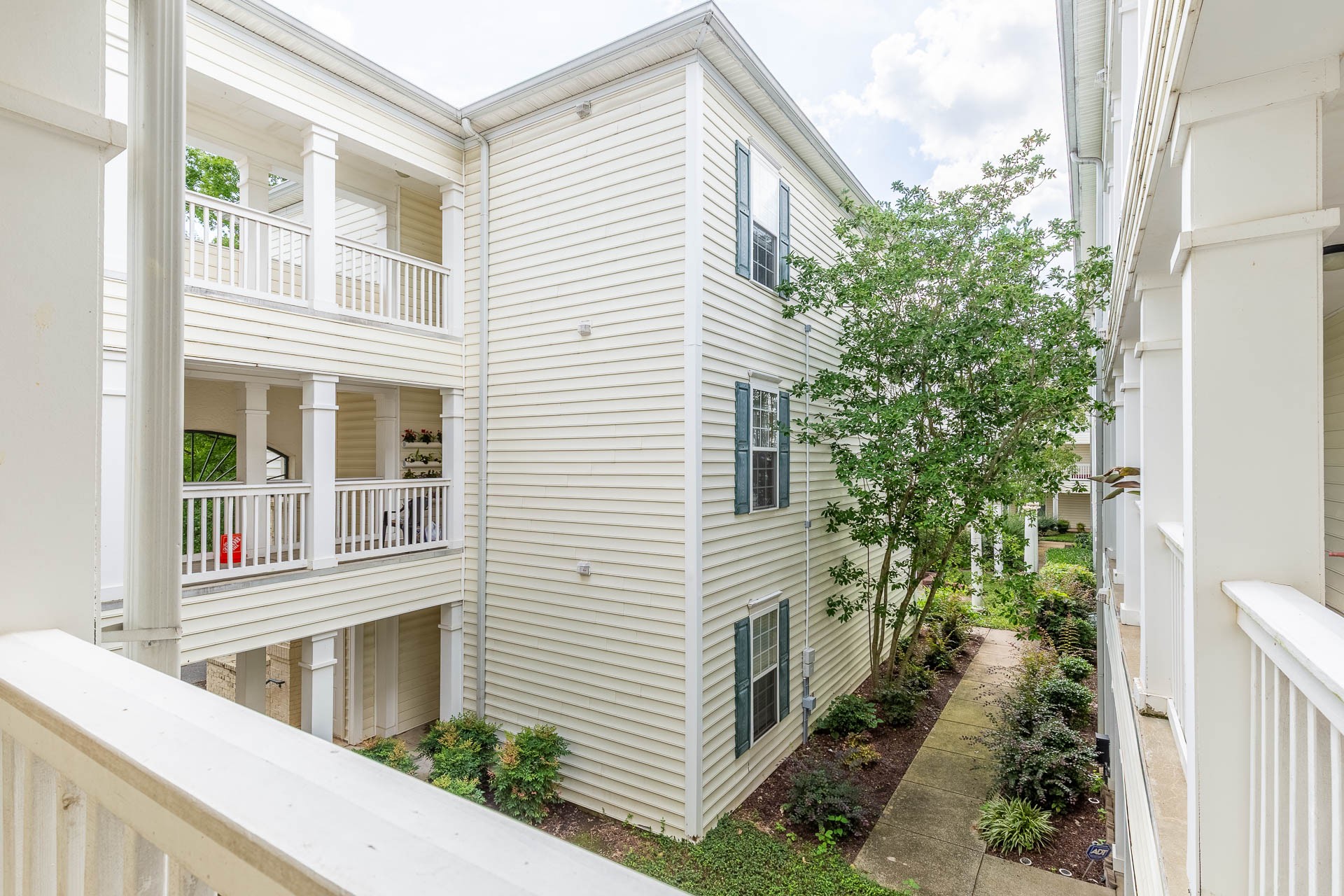 4316 Summercrest Blvd Unit: 506