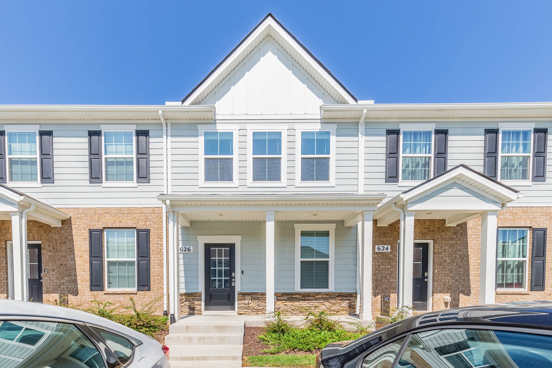 626 Longtail Ln