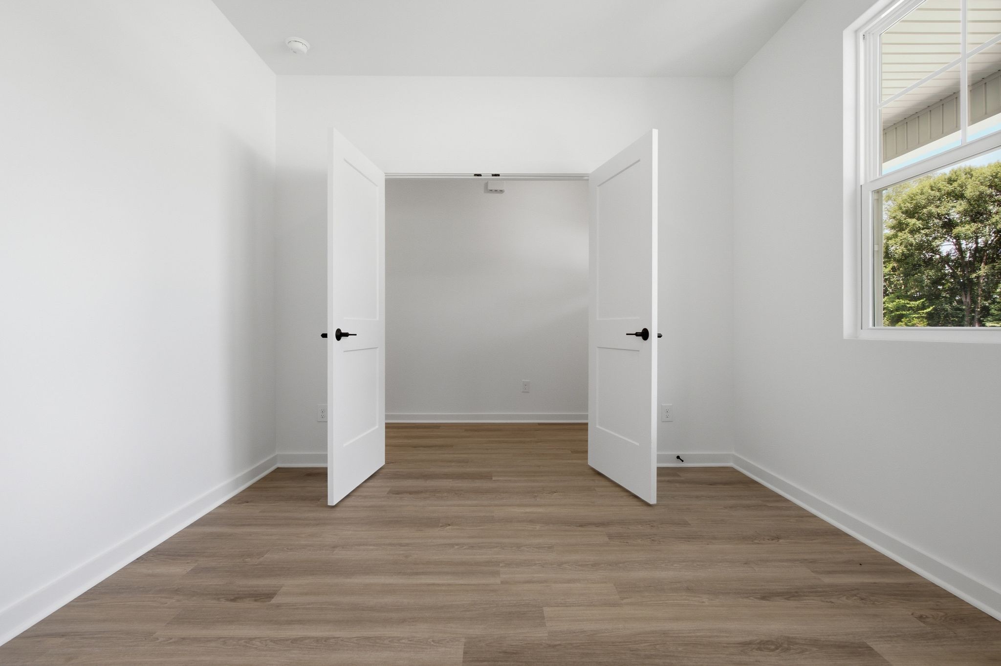 2411 Couples Dr Unit: 311