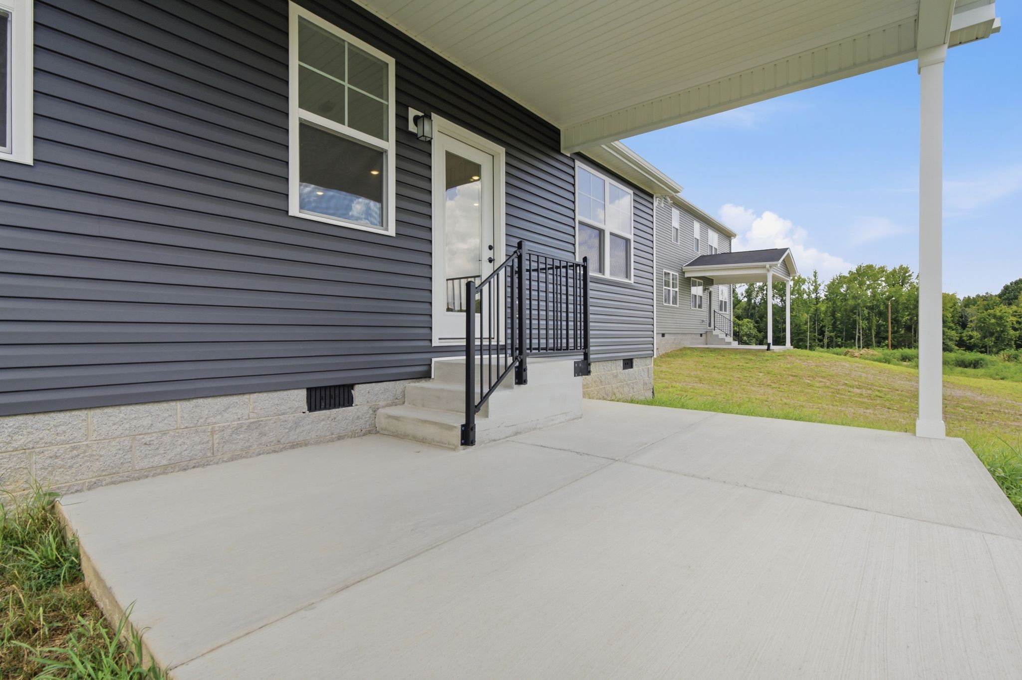 2411 Couples Dr Unit: 311