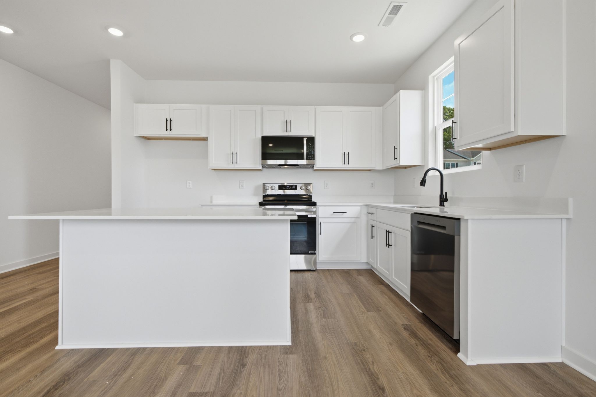 2411 Couples Dr Unit: 311