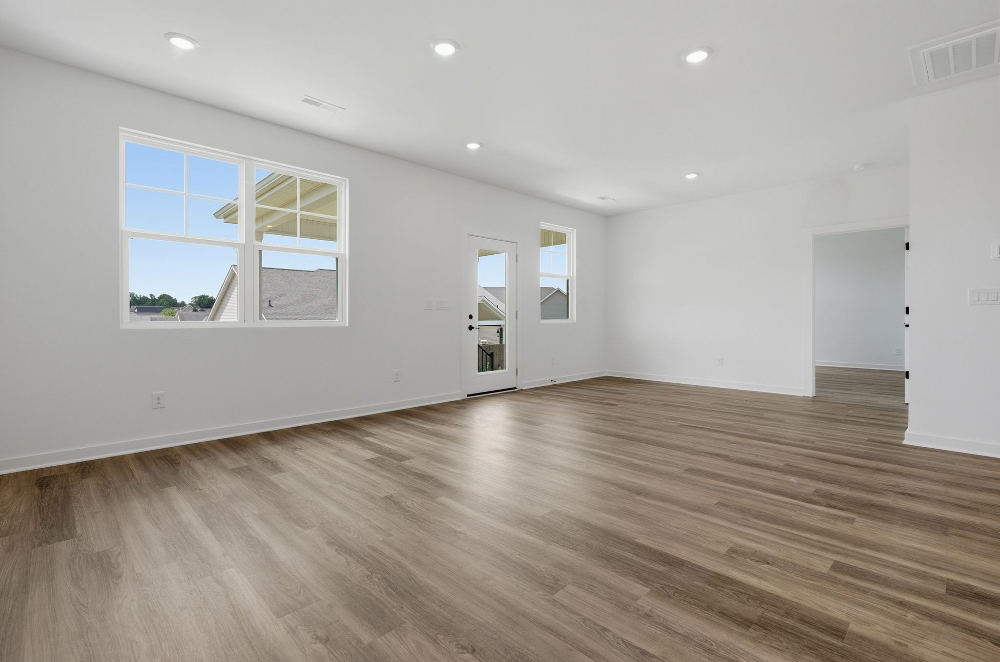 2411 Couples Dr Unit: 311
