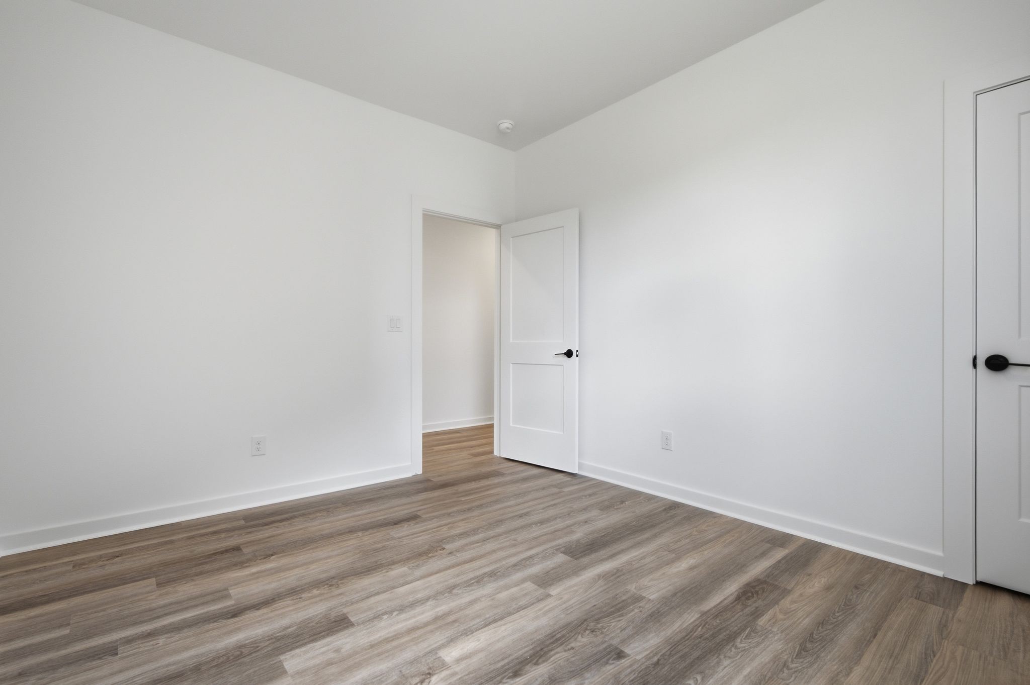 2411 Couples Dr Unit: 311