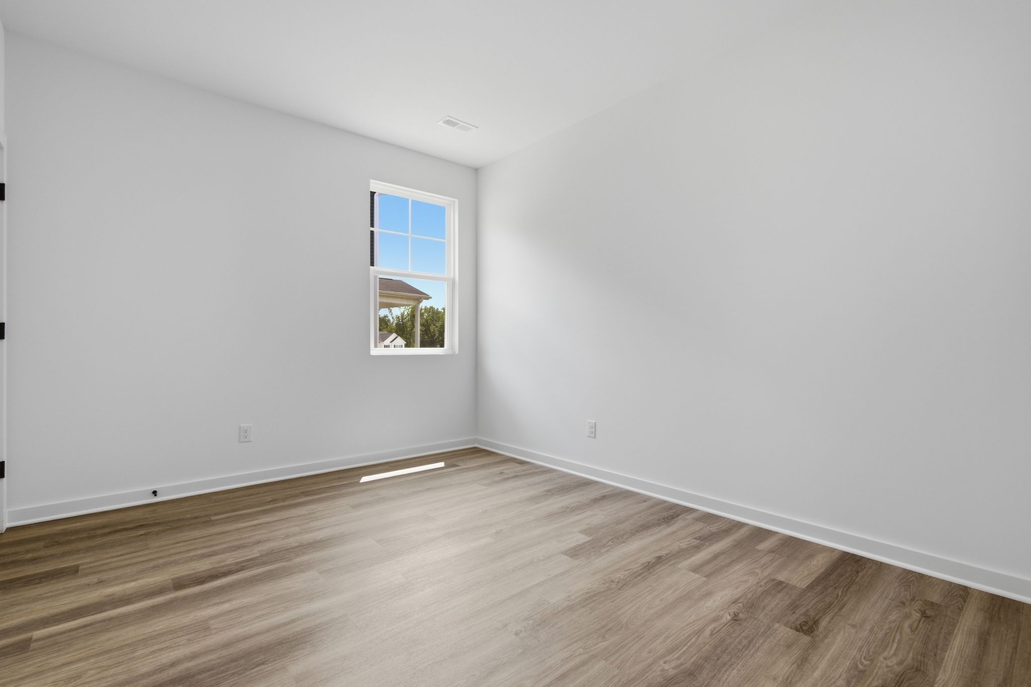 2411 Couples Dr Unit: 311
