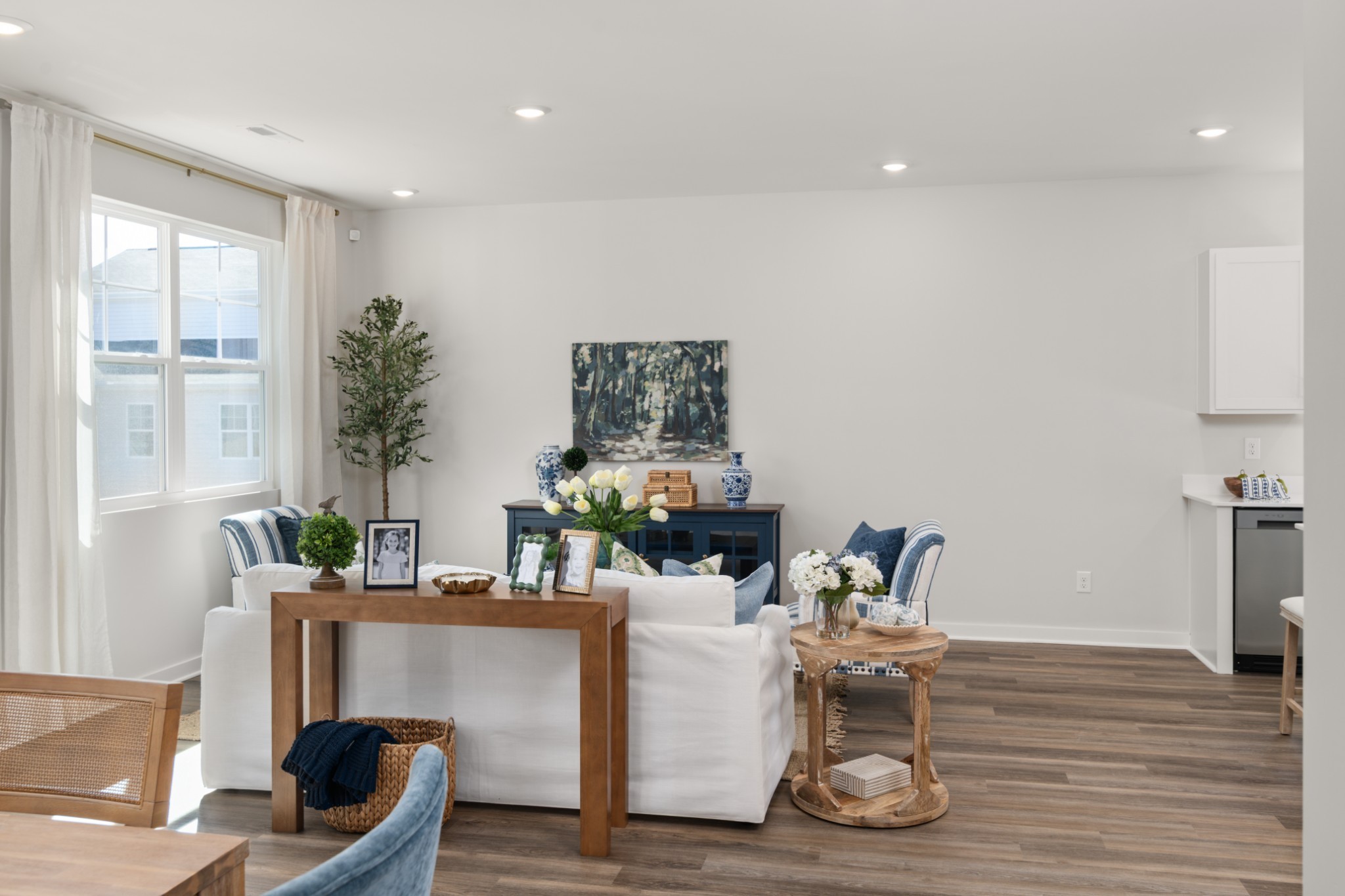 2411 Couples Dr Unit: 311