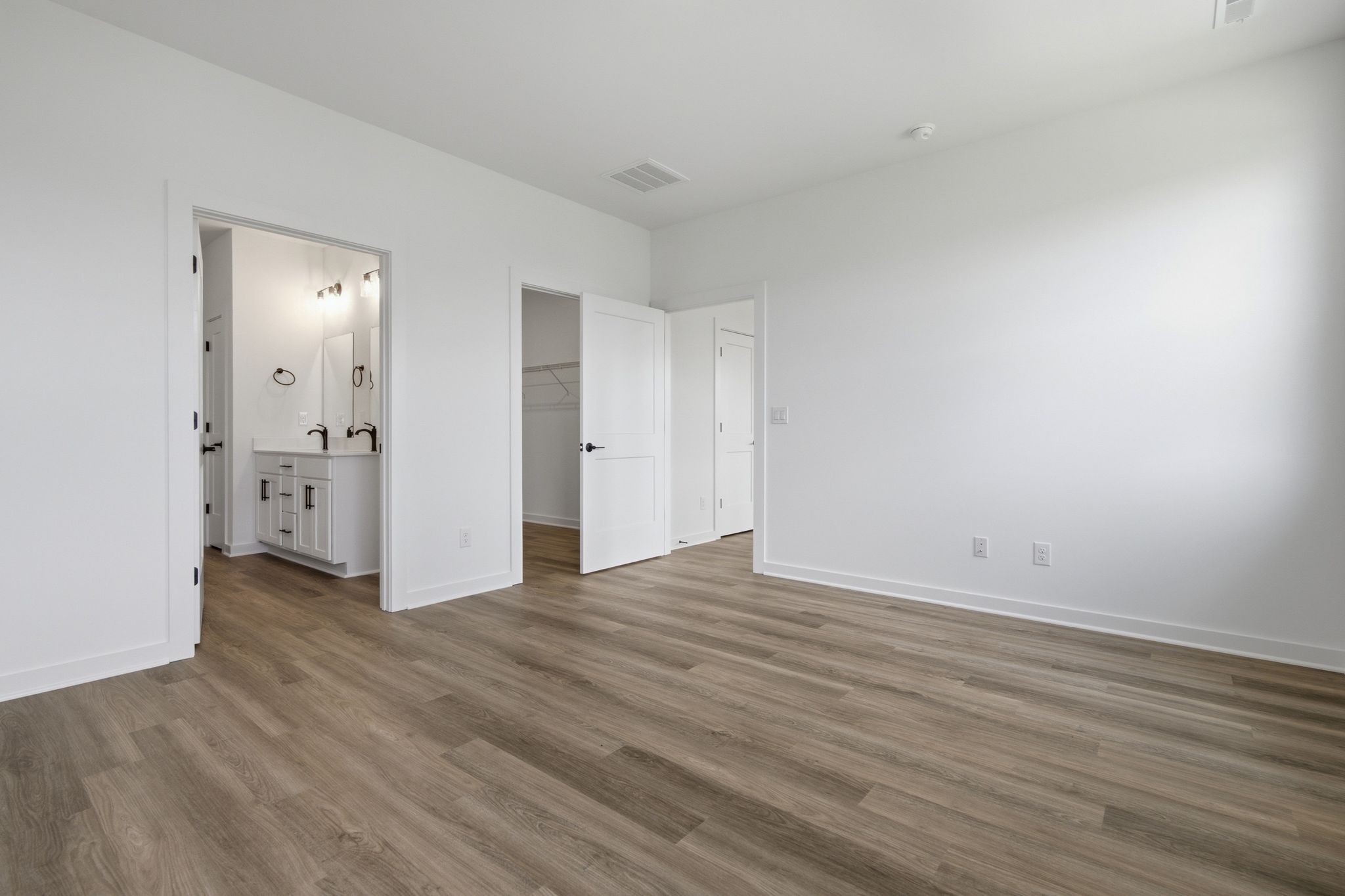 2411 Couples Dr Unit: 311