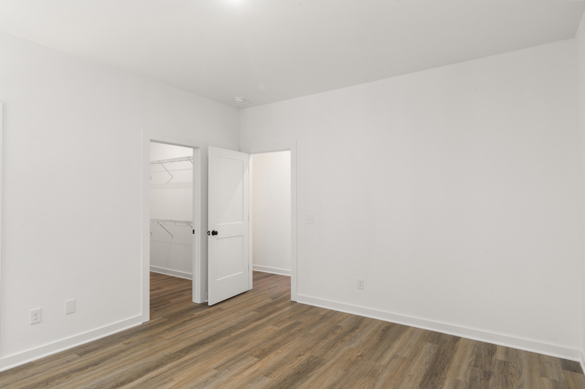 2292 Nicholas Ave