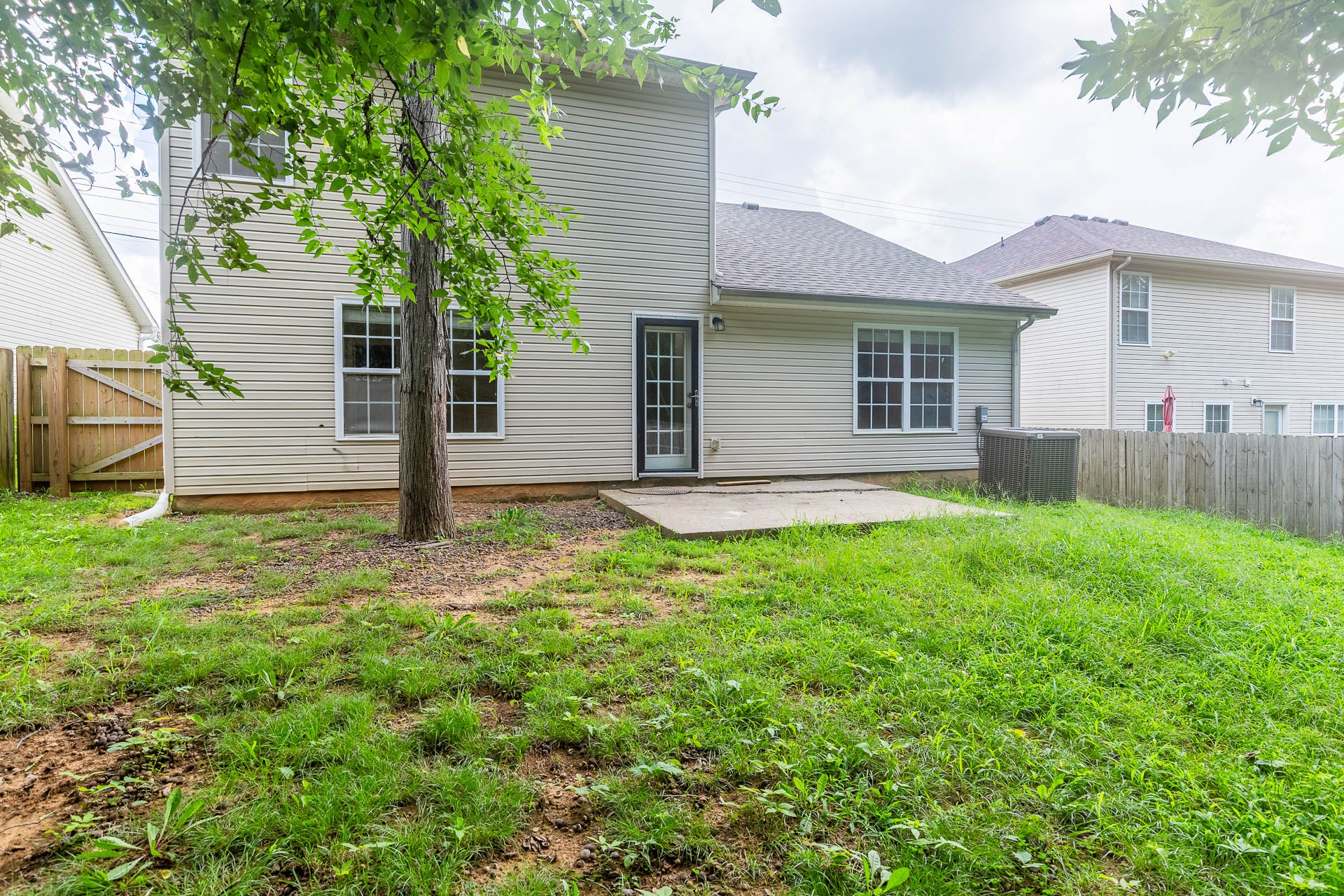 752 Holland Ridge Dr
