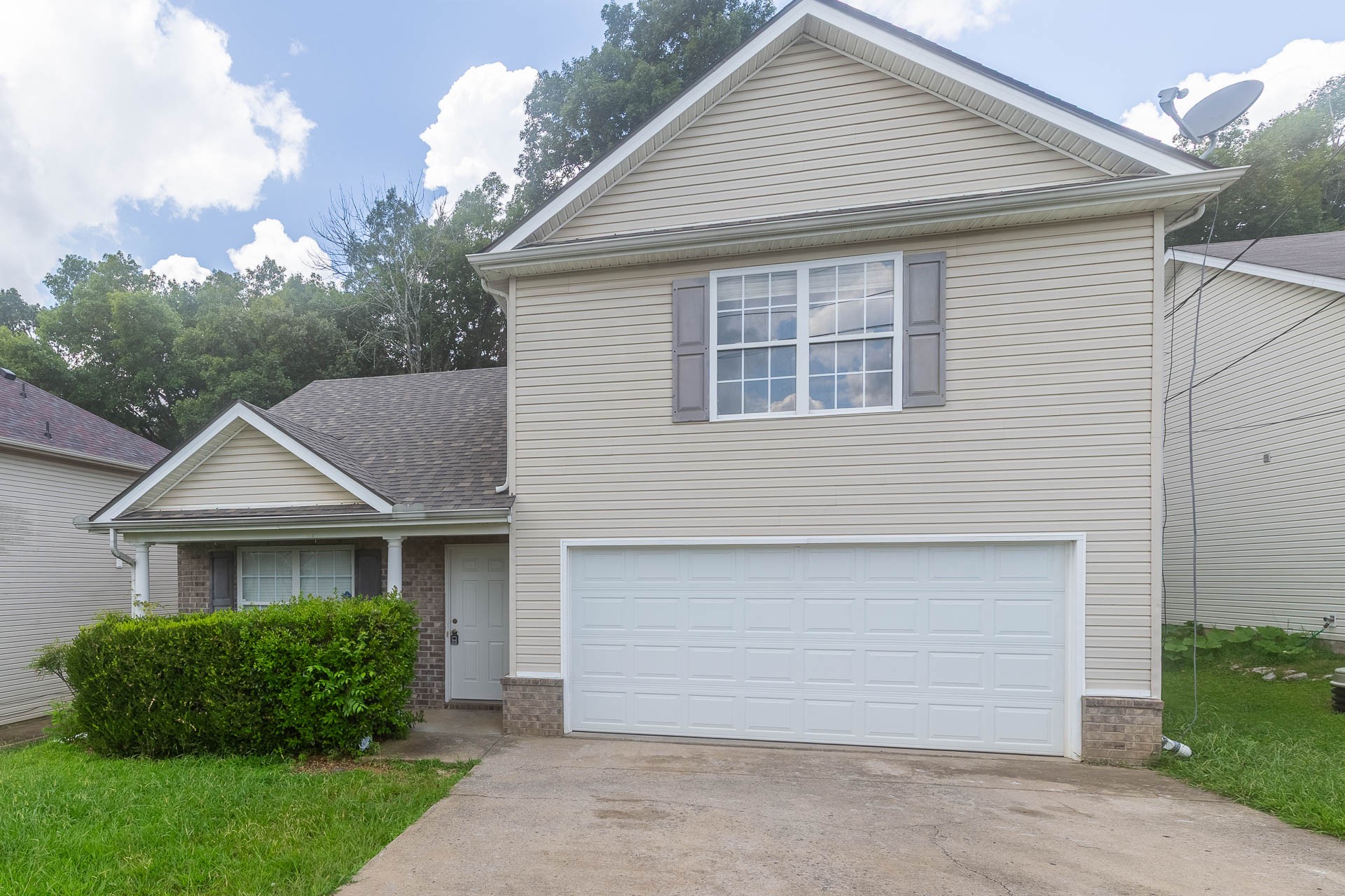 752 Holland Ridge Dr