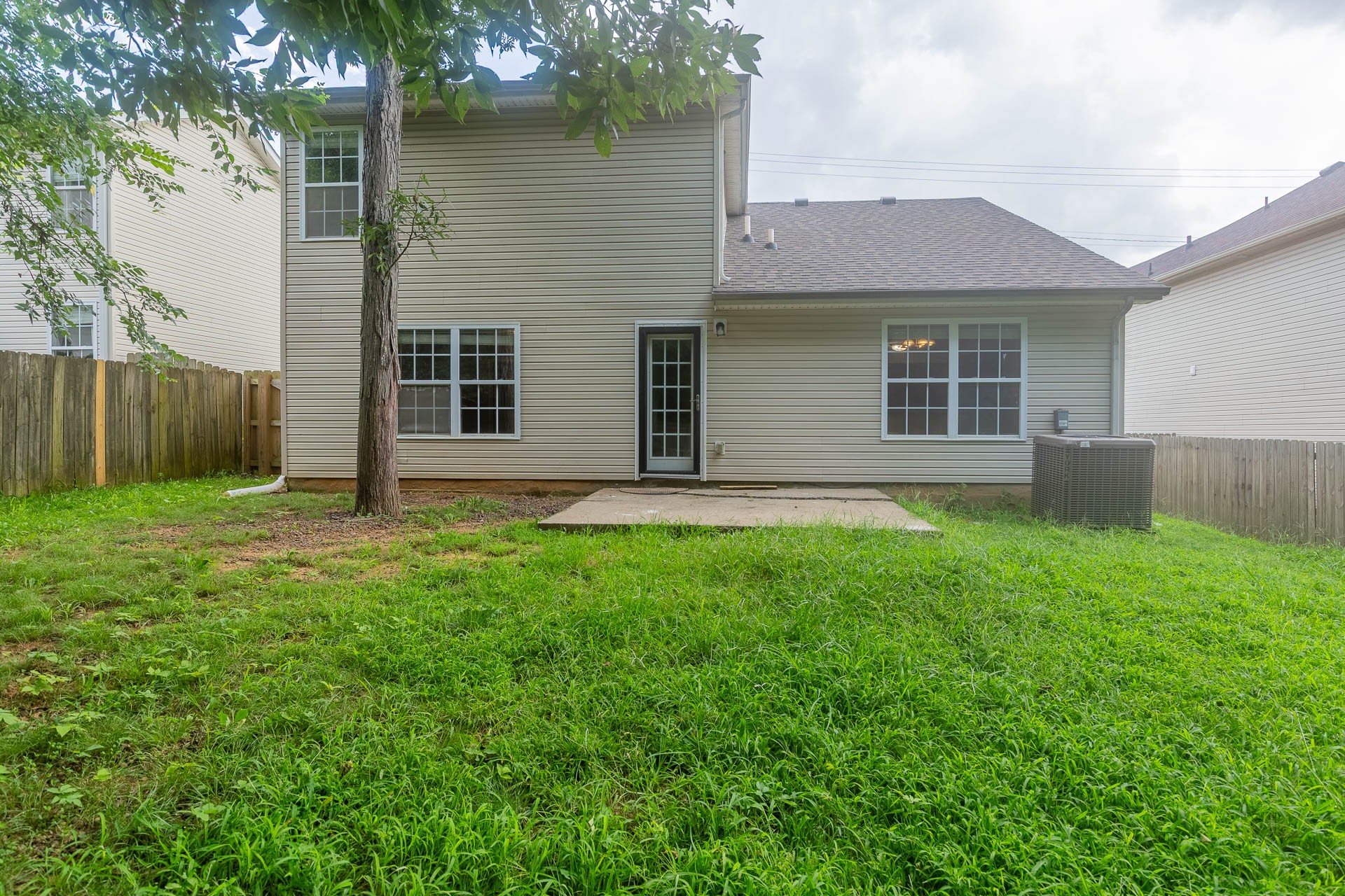 752 Holland Ridge Dr