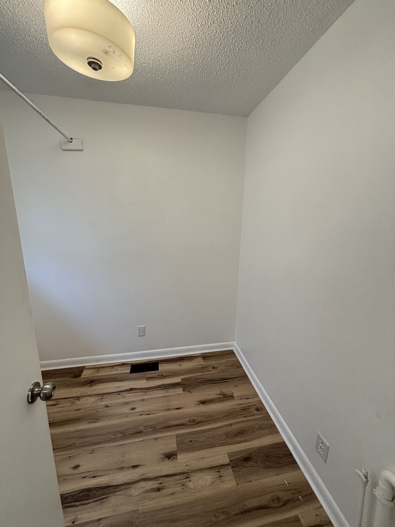143 Roy Webb Rd