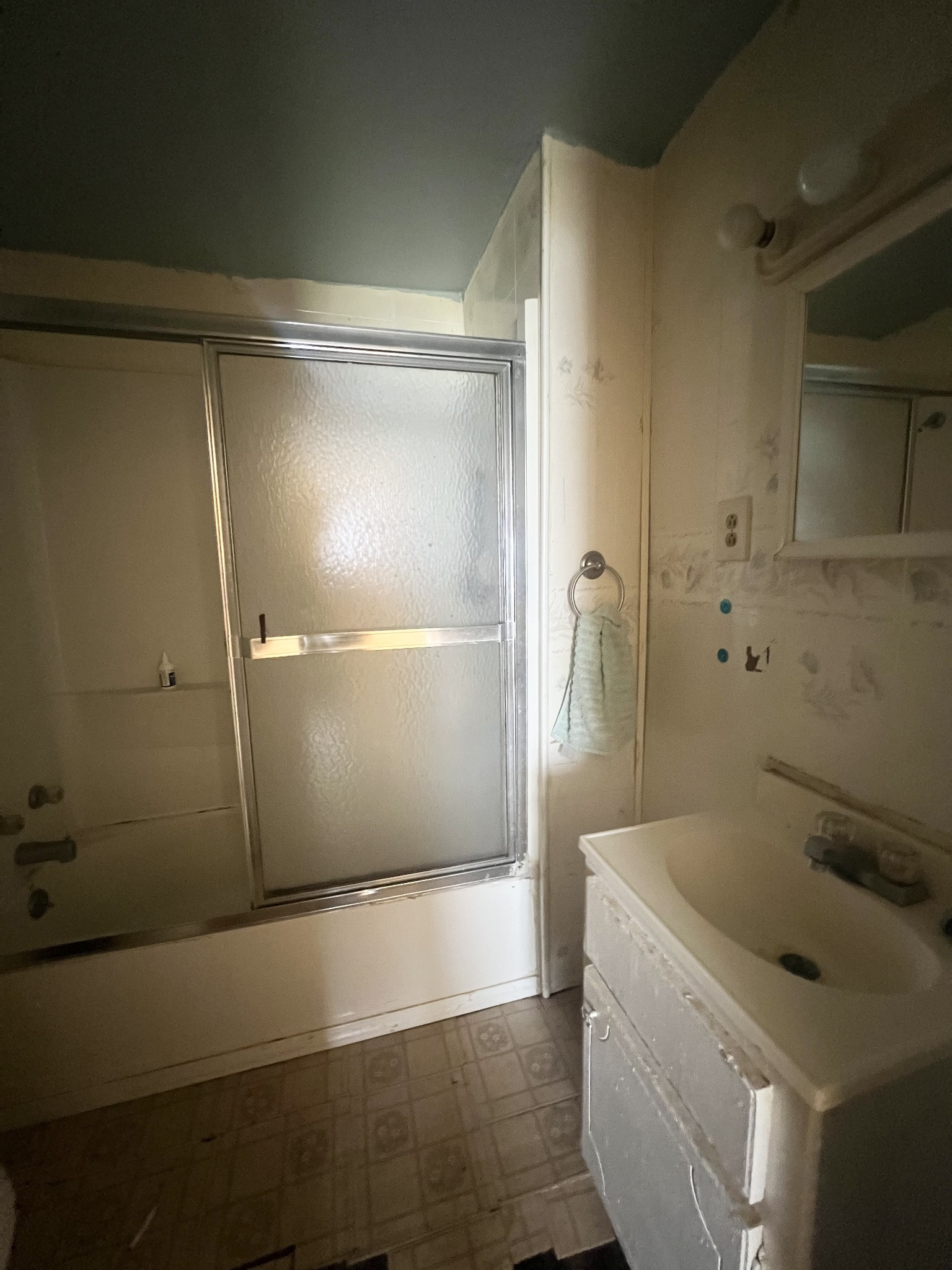 410 Elm St