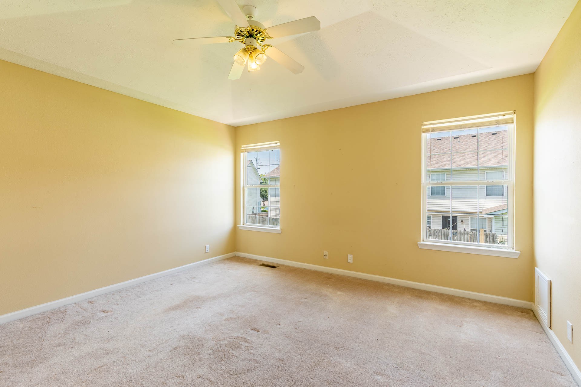 6066 Sagi Cir