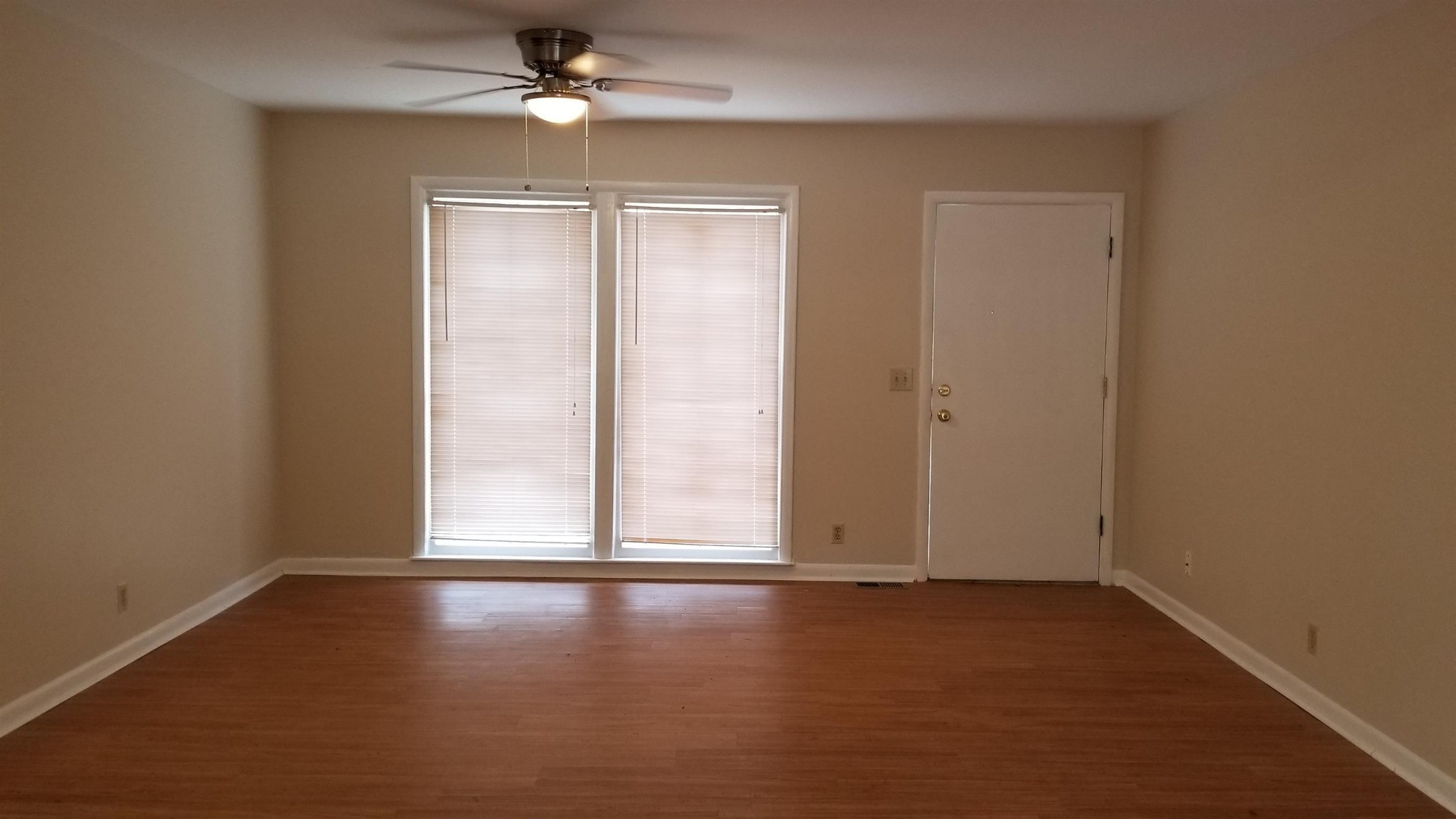 350 Ladybird Dr