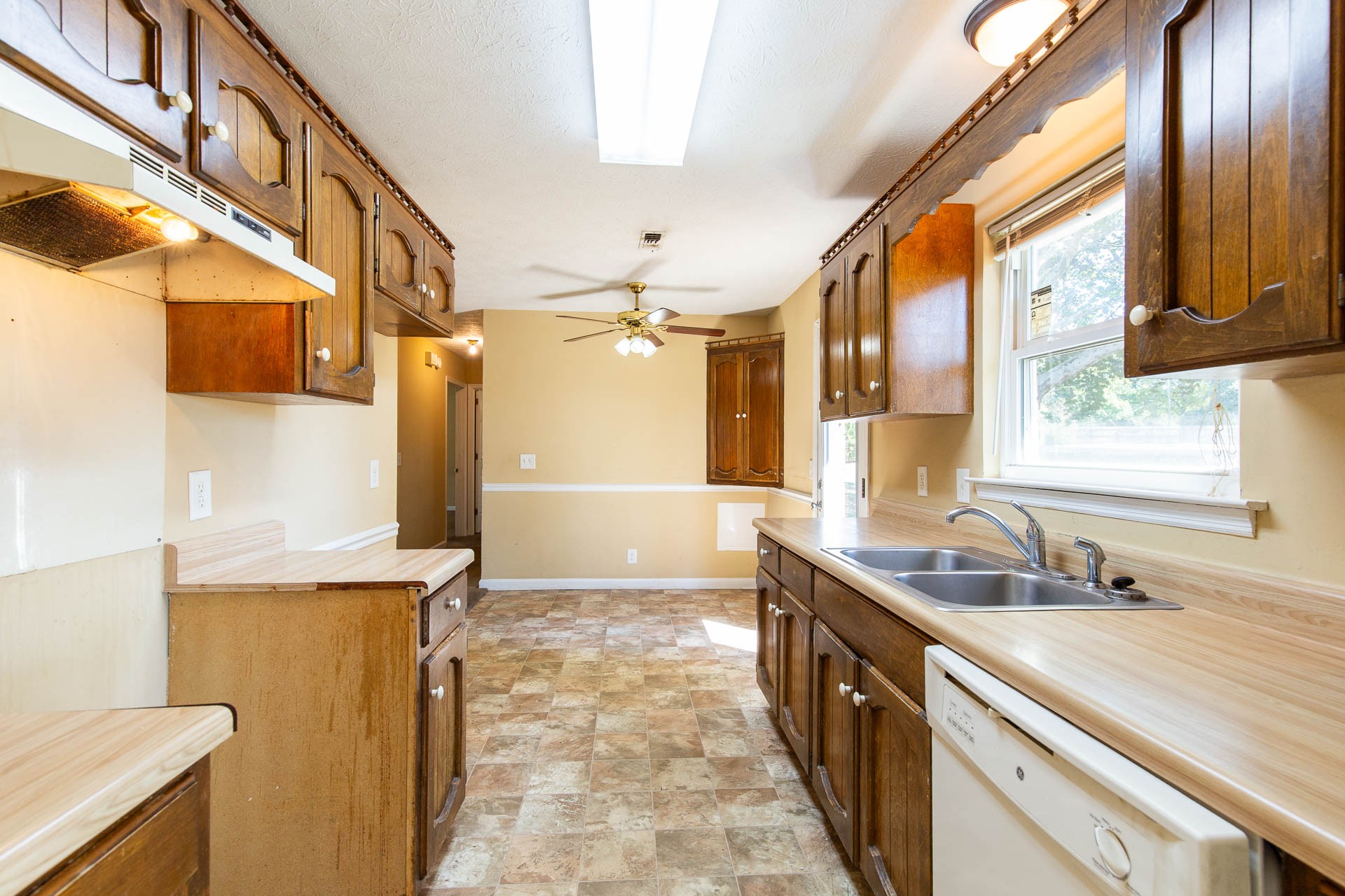 306 Lexington Dr