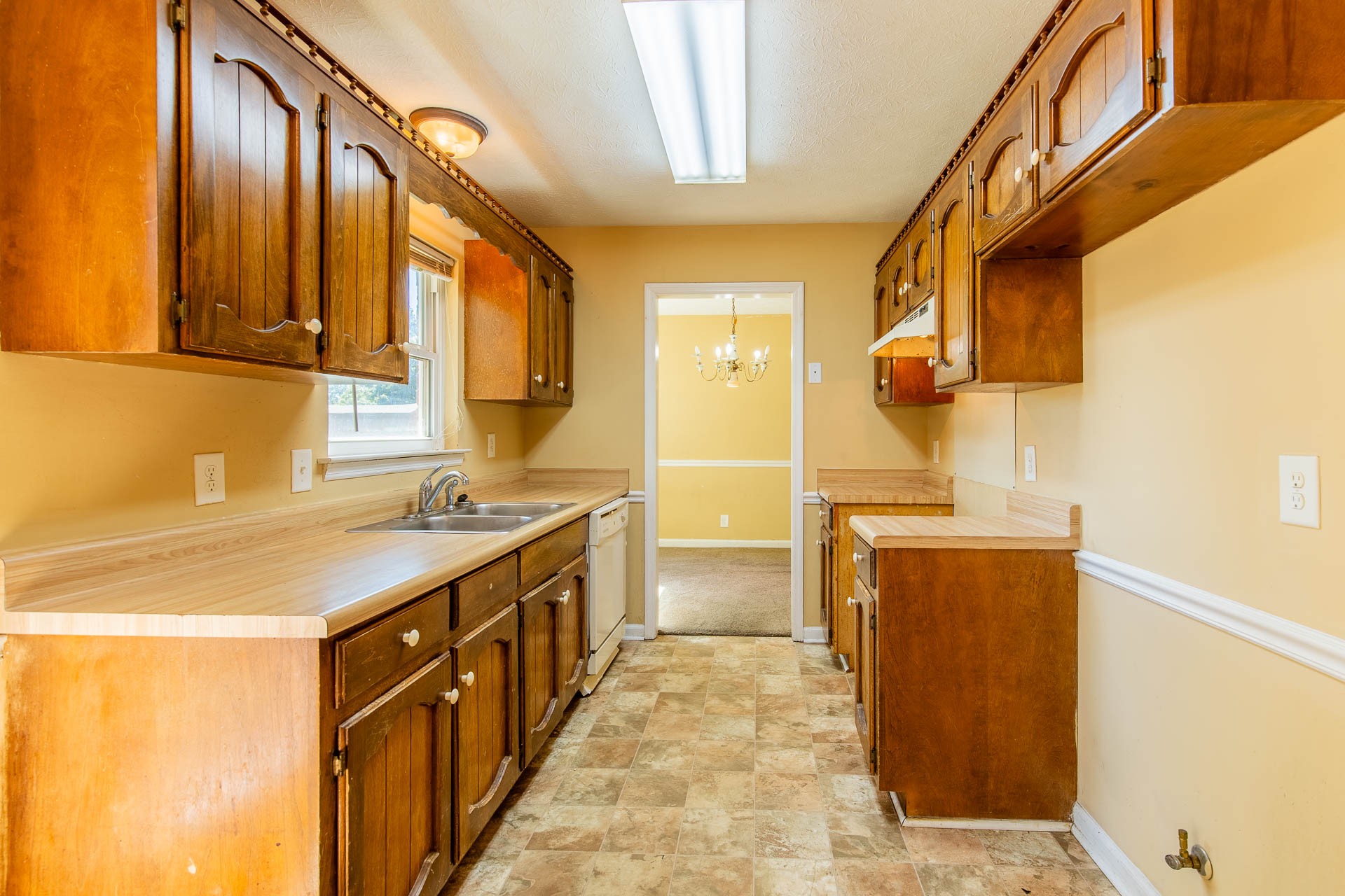 306 Lexington Dr