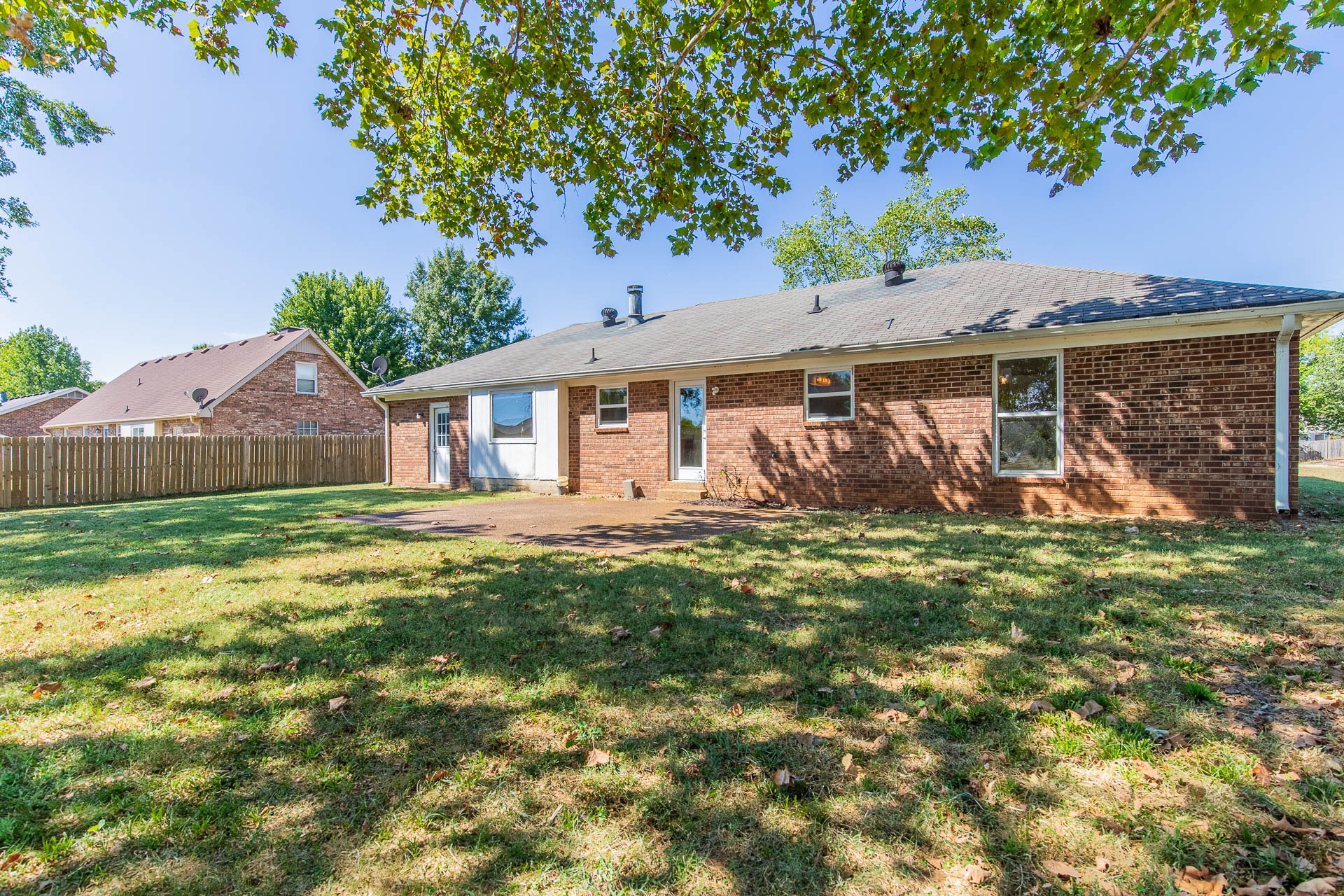 306 Lexington Dr