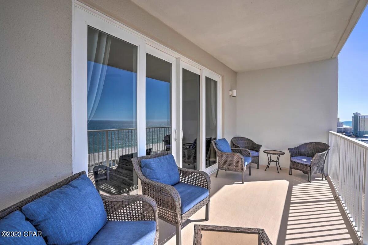 9860 S Thomas Drive Unit: 1713