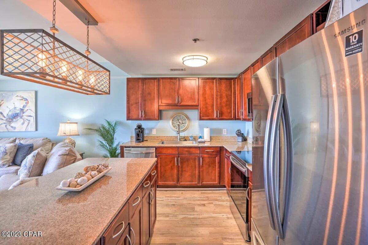 9860 S Thomas Drive Unit: 1713