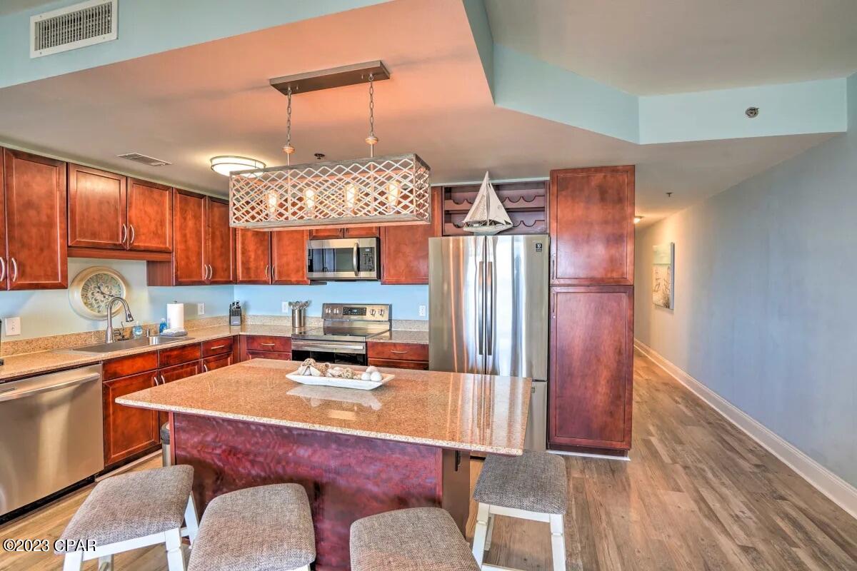 9860 S Thomas Drive Unit: 1713