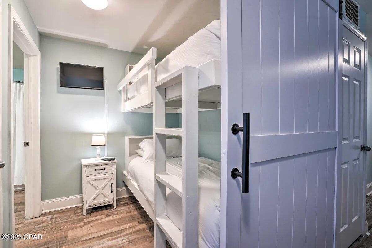 9860 S Thomas Drive Unit: 1713